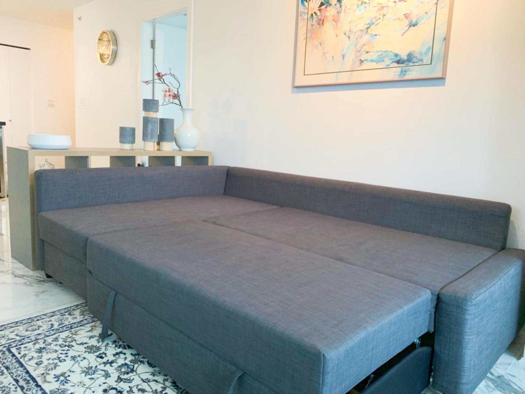 DOWNTOWN+Amazing View+2BD/2BA Free Parking