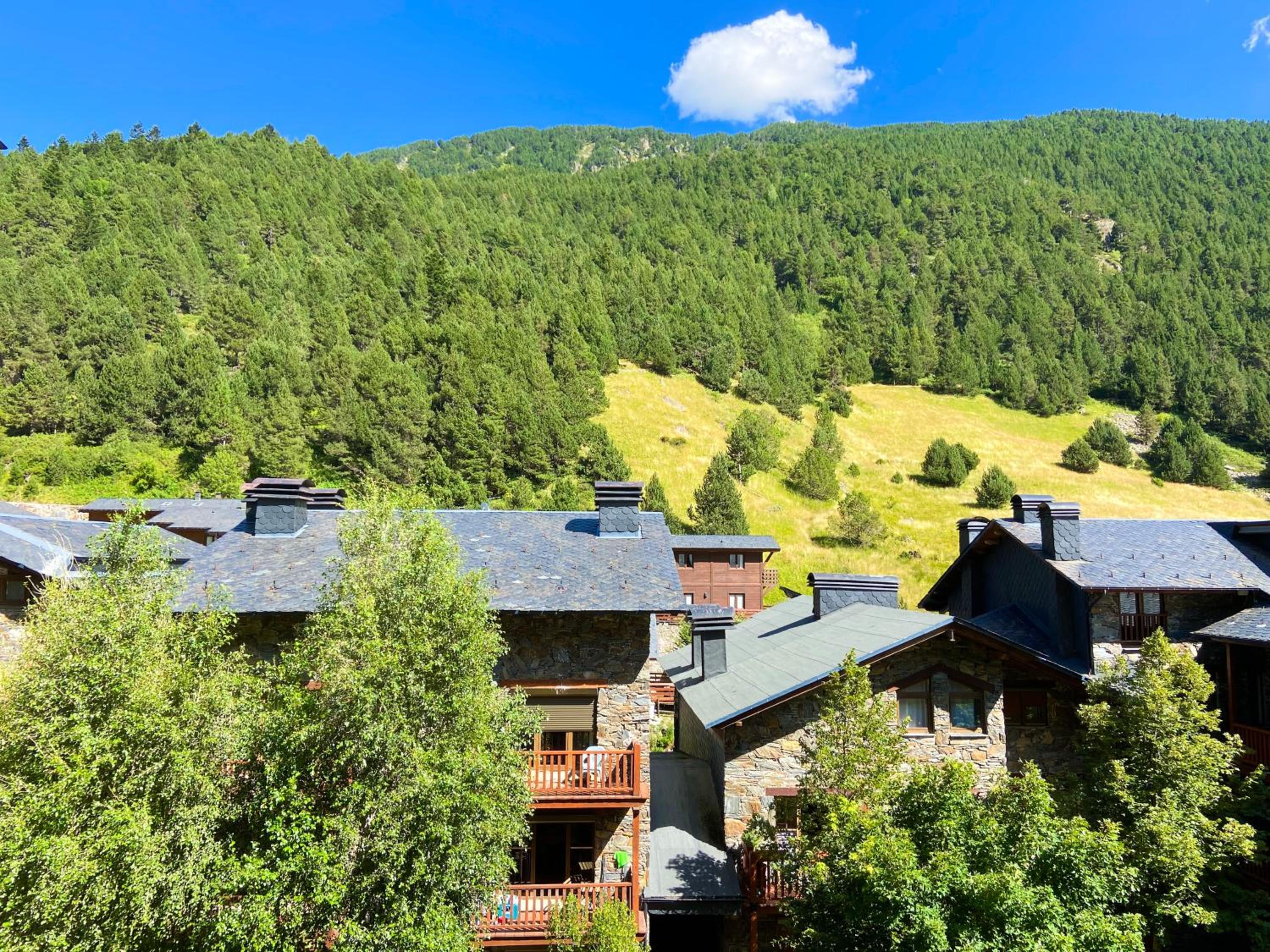 Ático Dúplex Con Increibles Vistas a La Valle De Incles - Parking Gratis l by BonesVacances