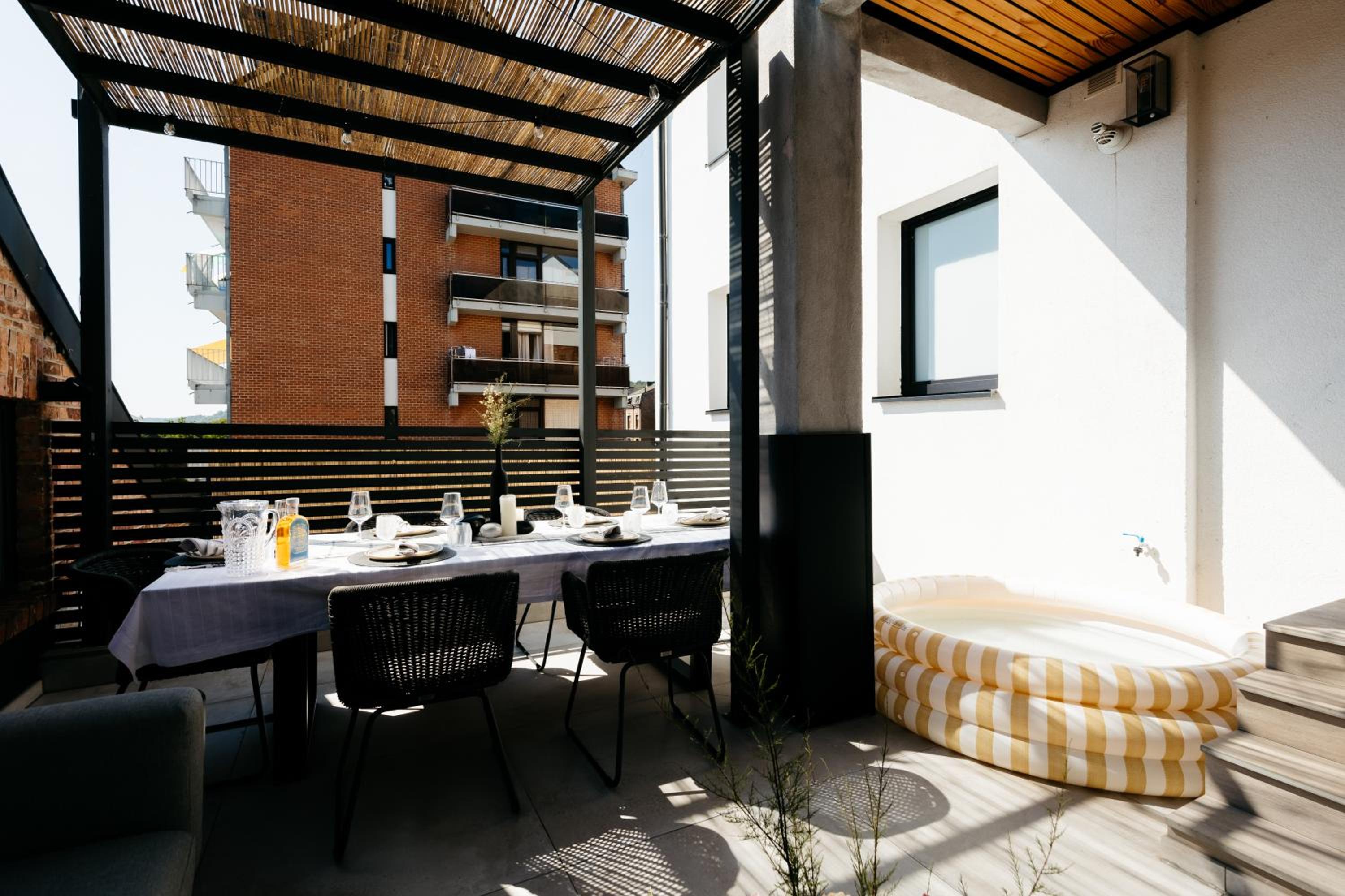 The Edgewater Suites - Park View