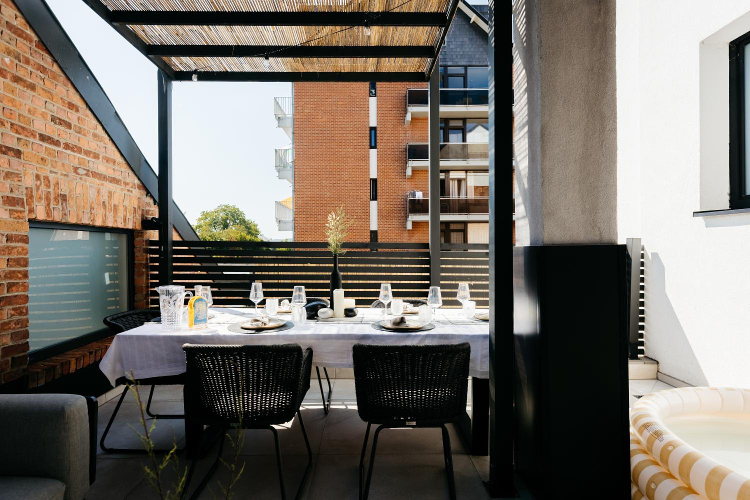The Edgewater Suites - Park View