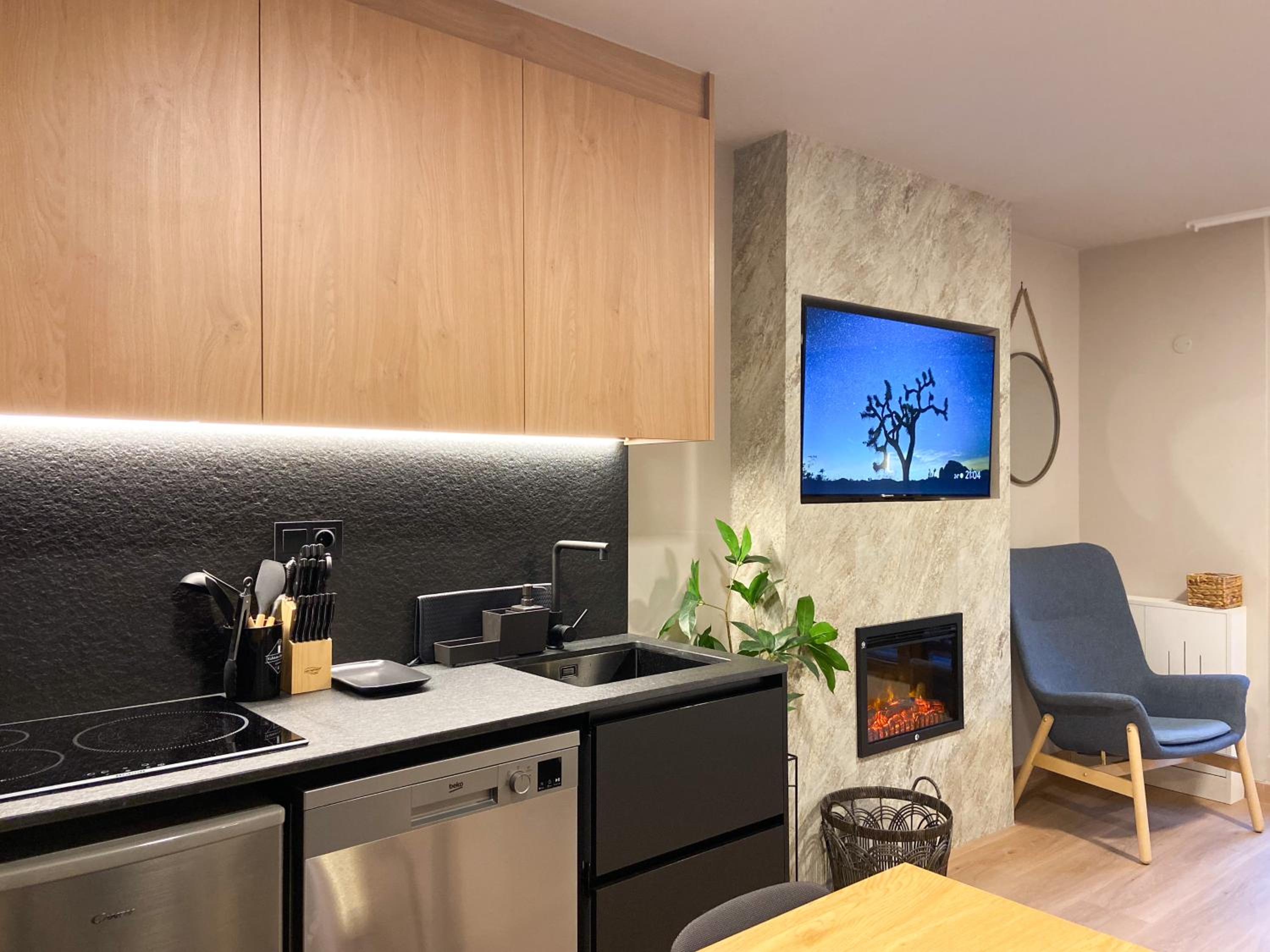 Modern Blue Studio En Valle De Incles - Parking Gratis l by BonesVacances