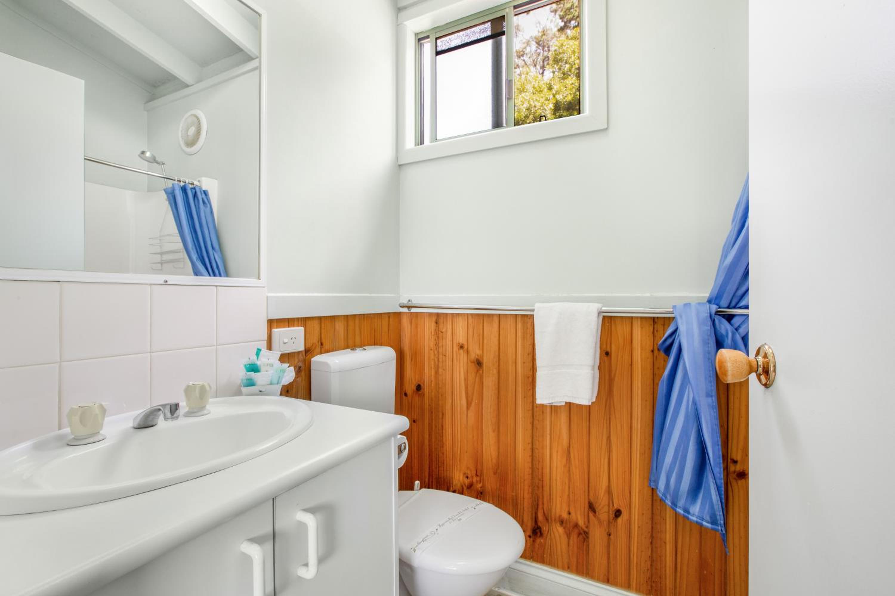 Breeze Holiday Parks - Halls Gap