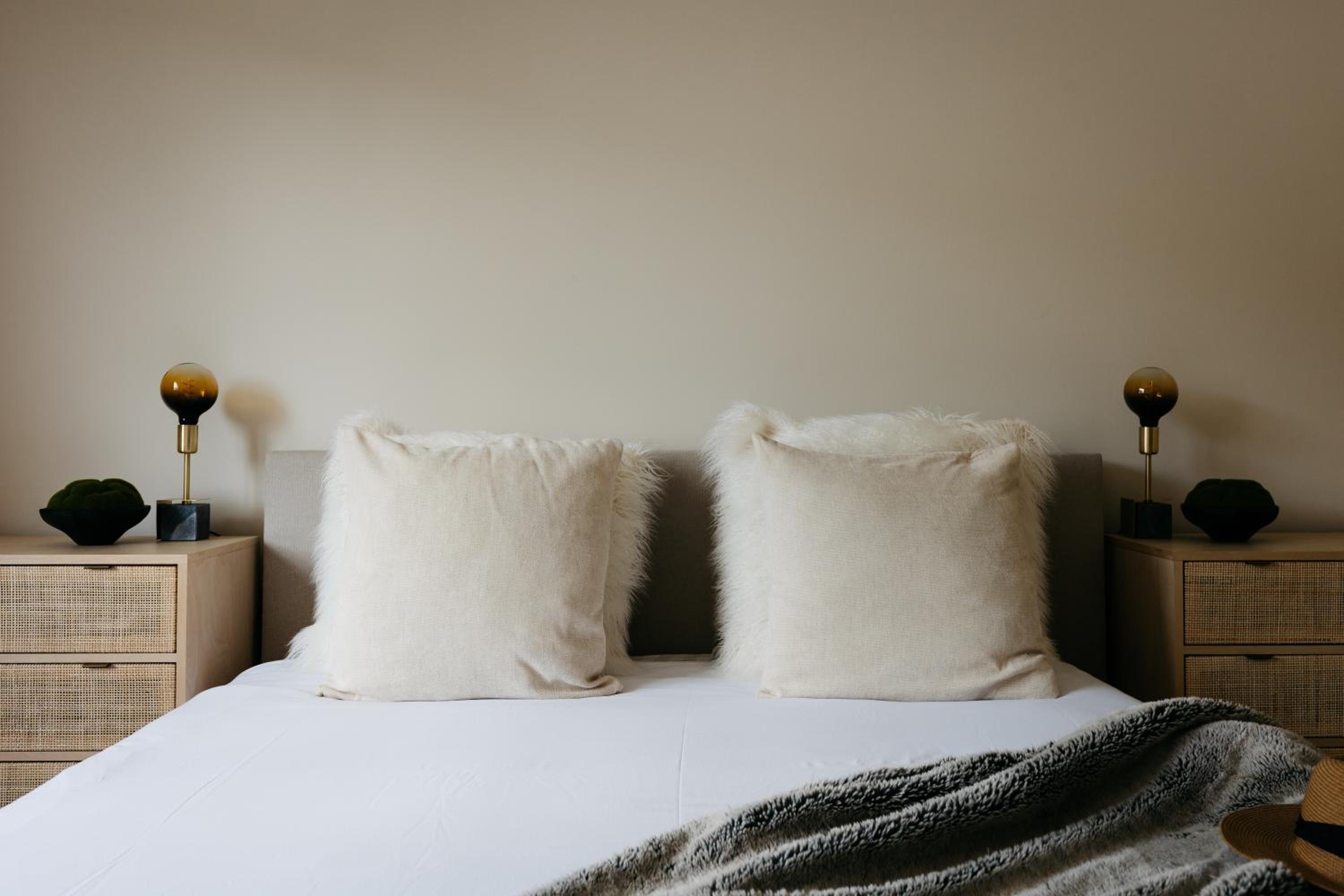 The Edgewater Suites - SKYLINE