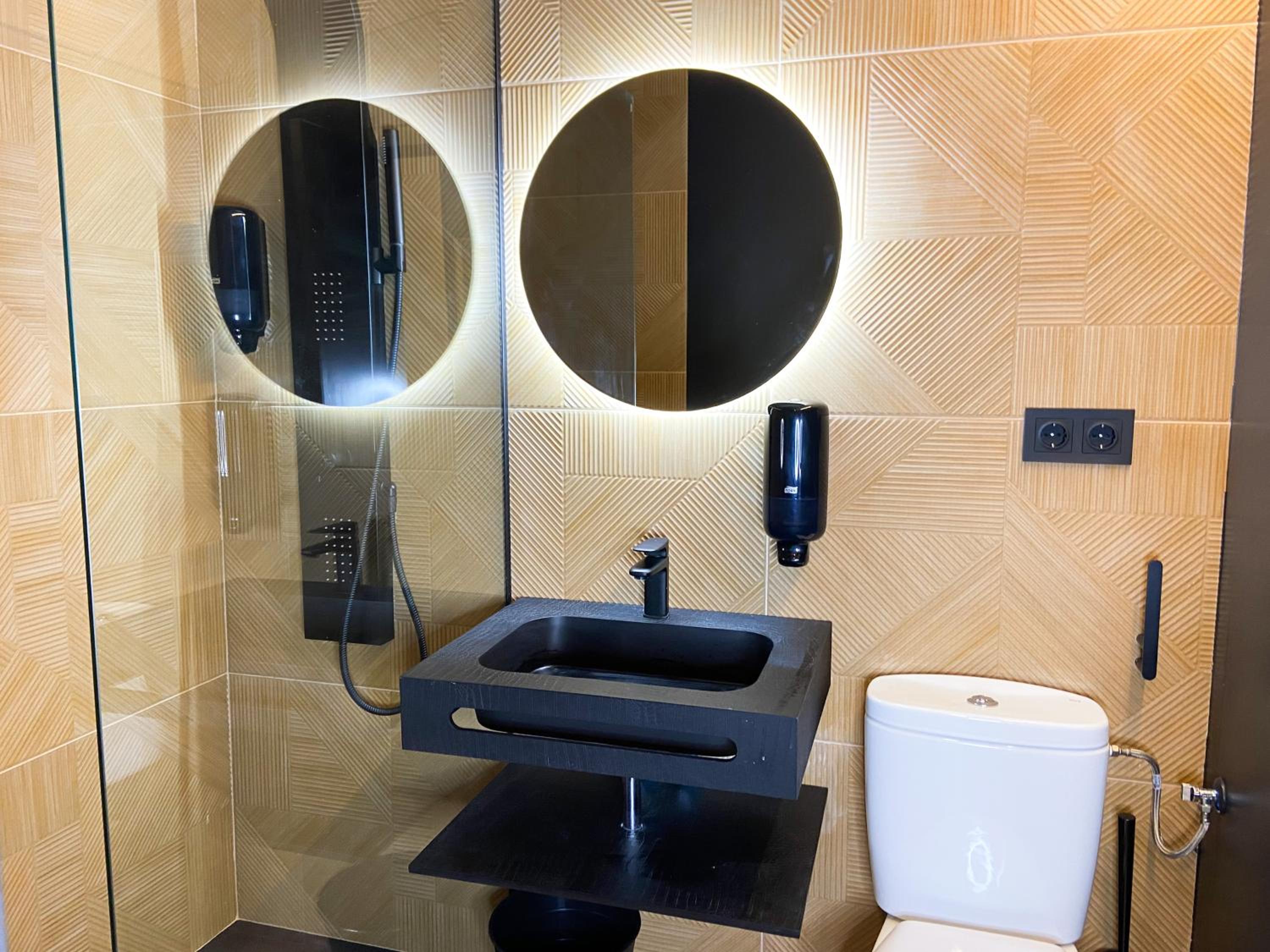 Modern Blue Studio En Valle De Incles - Parking Gratis l by BonesVacances