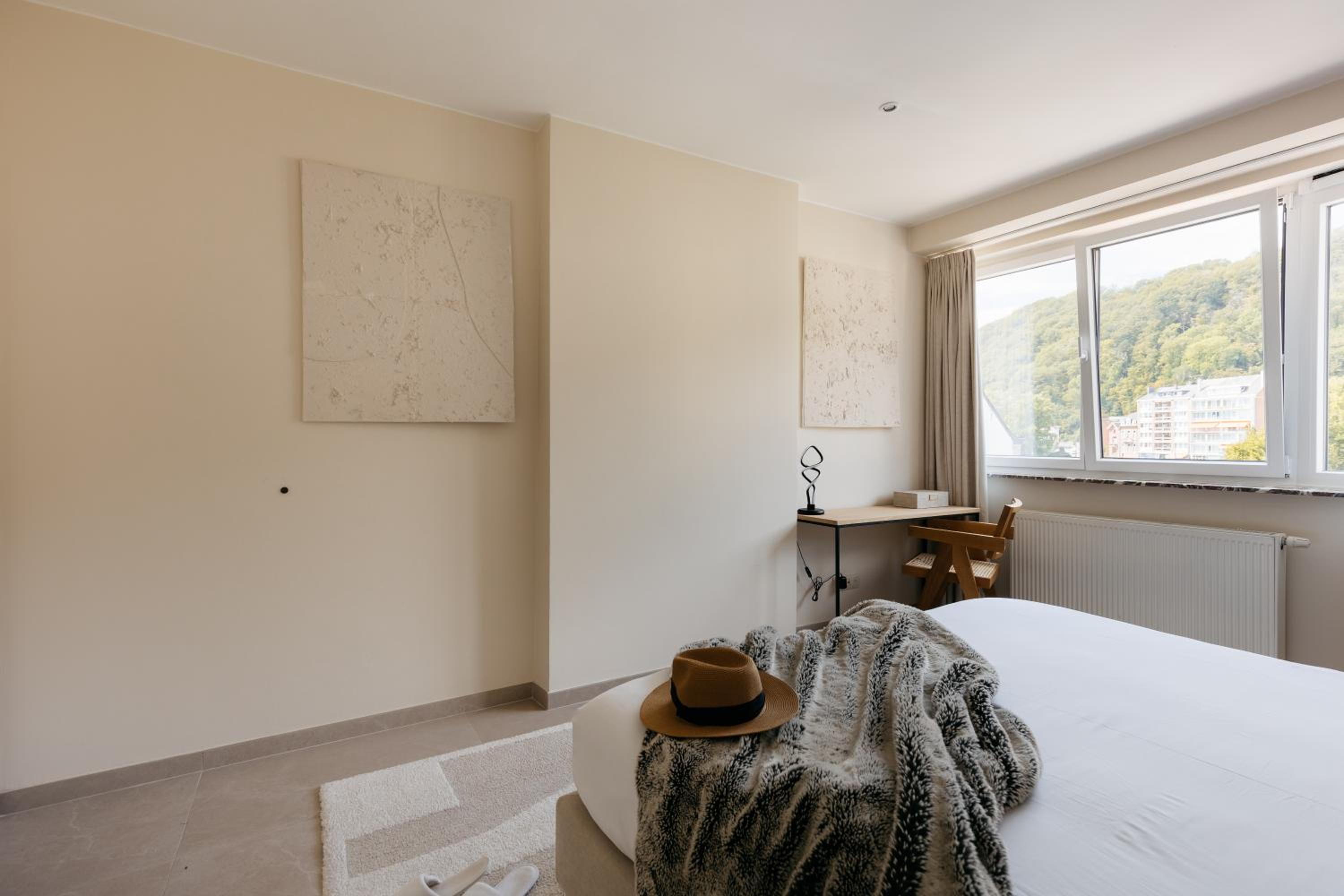 The Edgewater Suites - SKYLINE