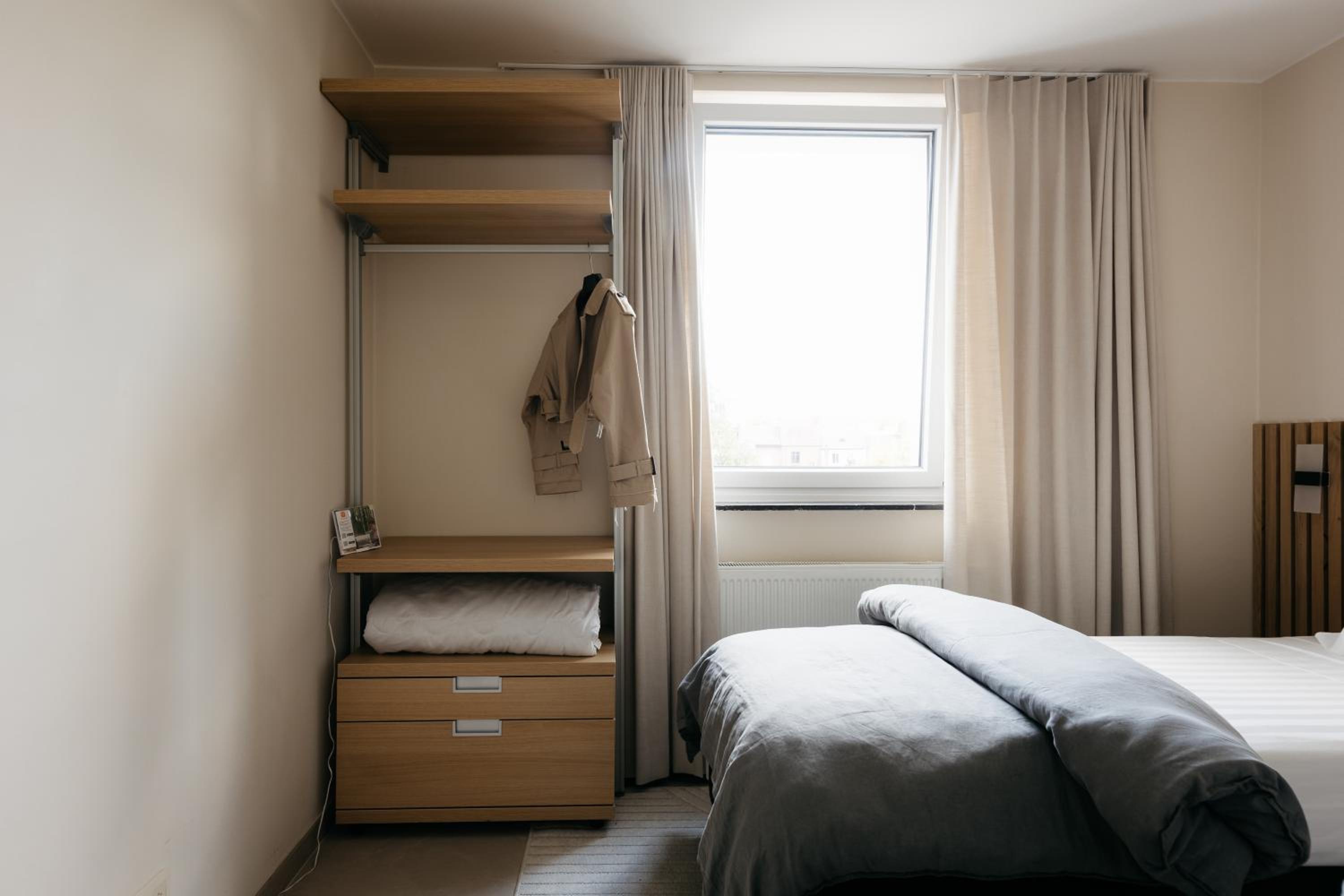 The Edgewater Suites - SKYLINE