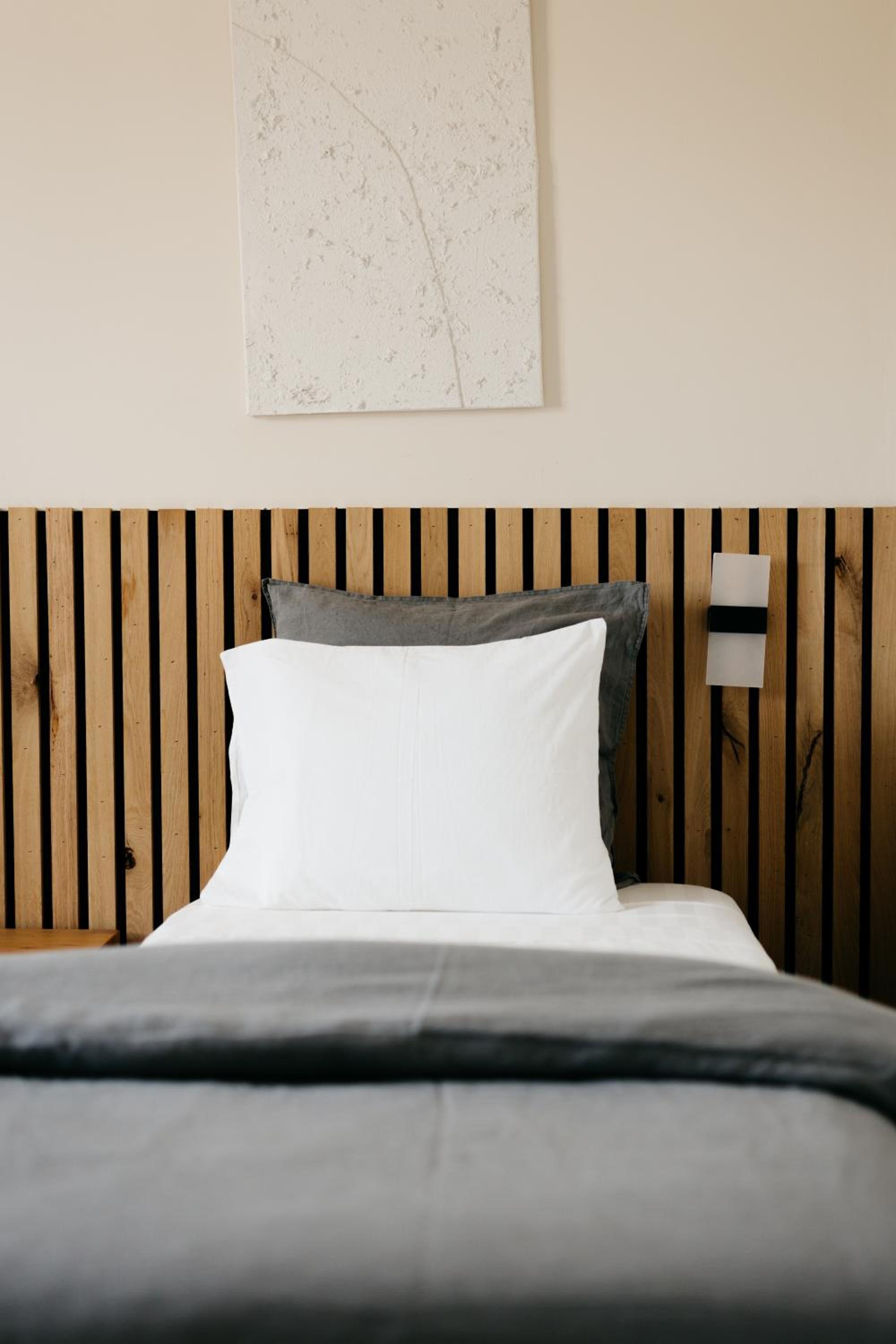 The Edgewater Suites - SKYLINE
