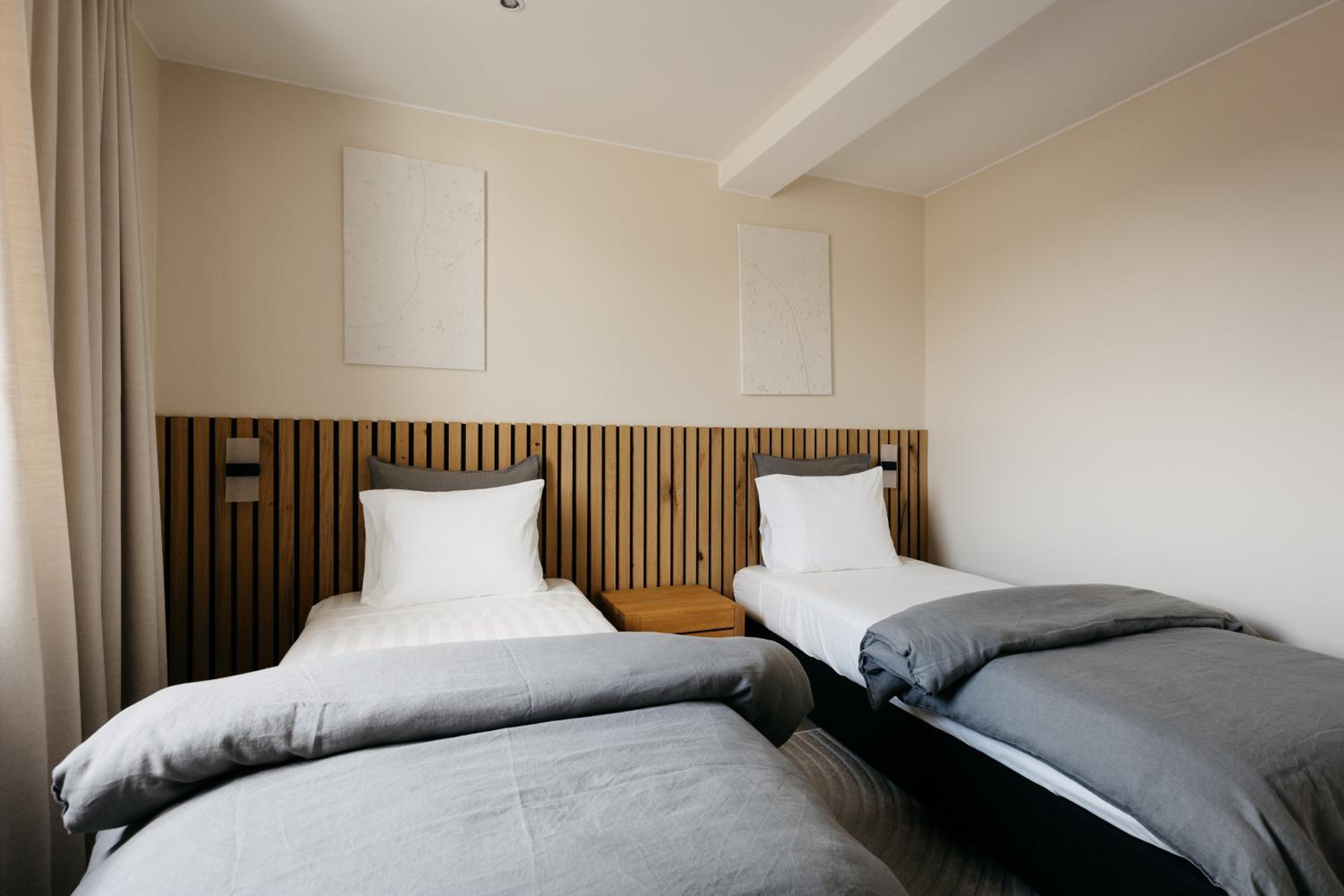 The Edgewater Suites - SKYLINE