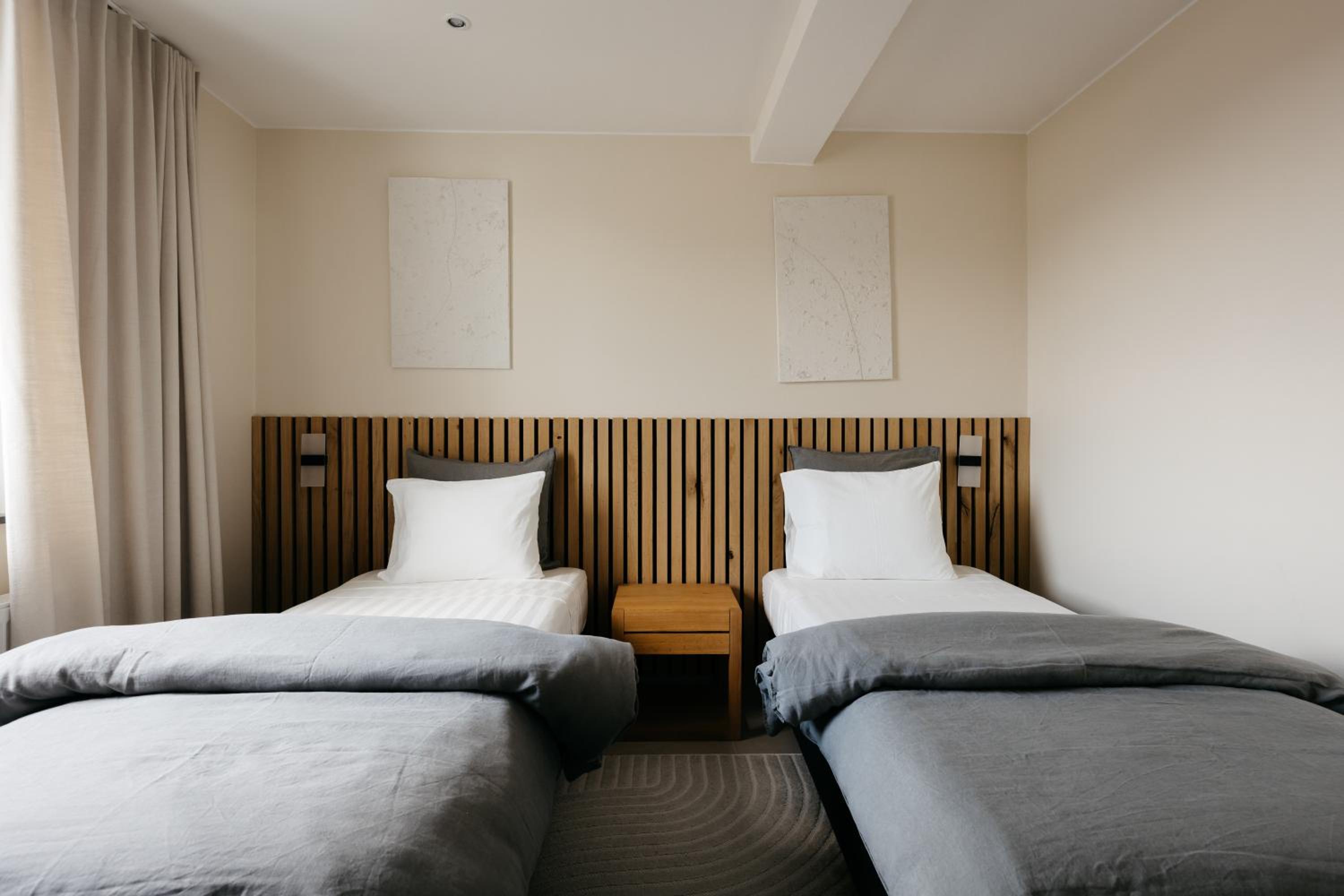 The Edgewater Suites - SKYLINE