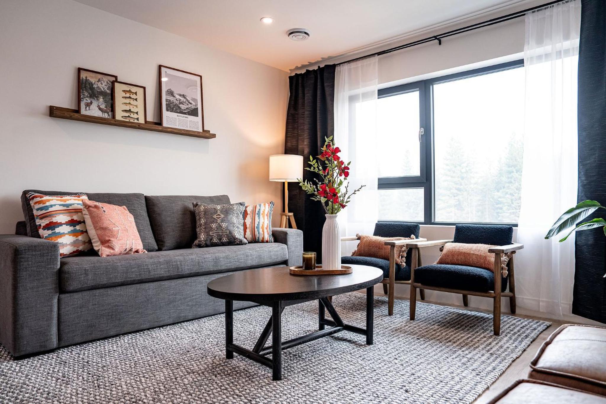 The Monashee House by Revelstoke Vacations