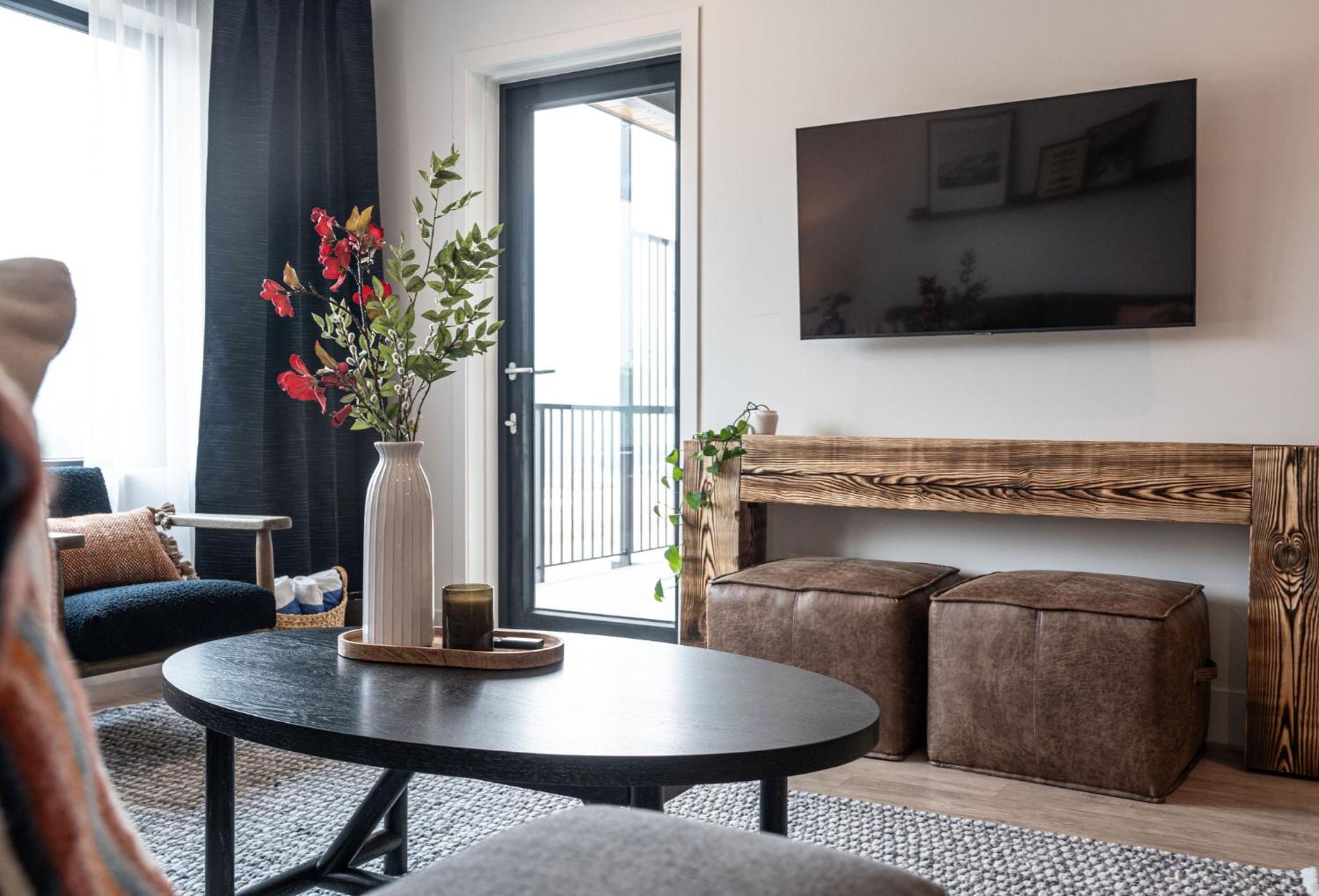 The Monashee House by Revelstoke Vacations