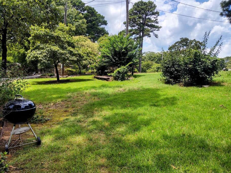 #08 - One Bedroom Lakeview Cottage-Pet Friendly view 3