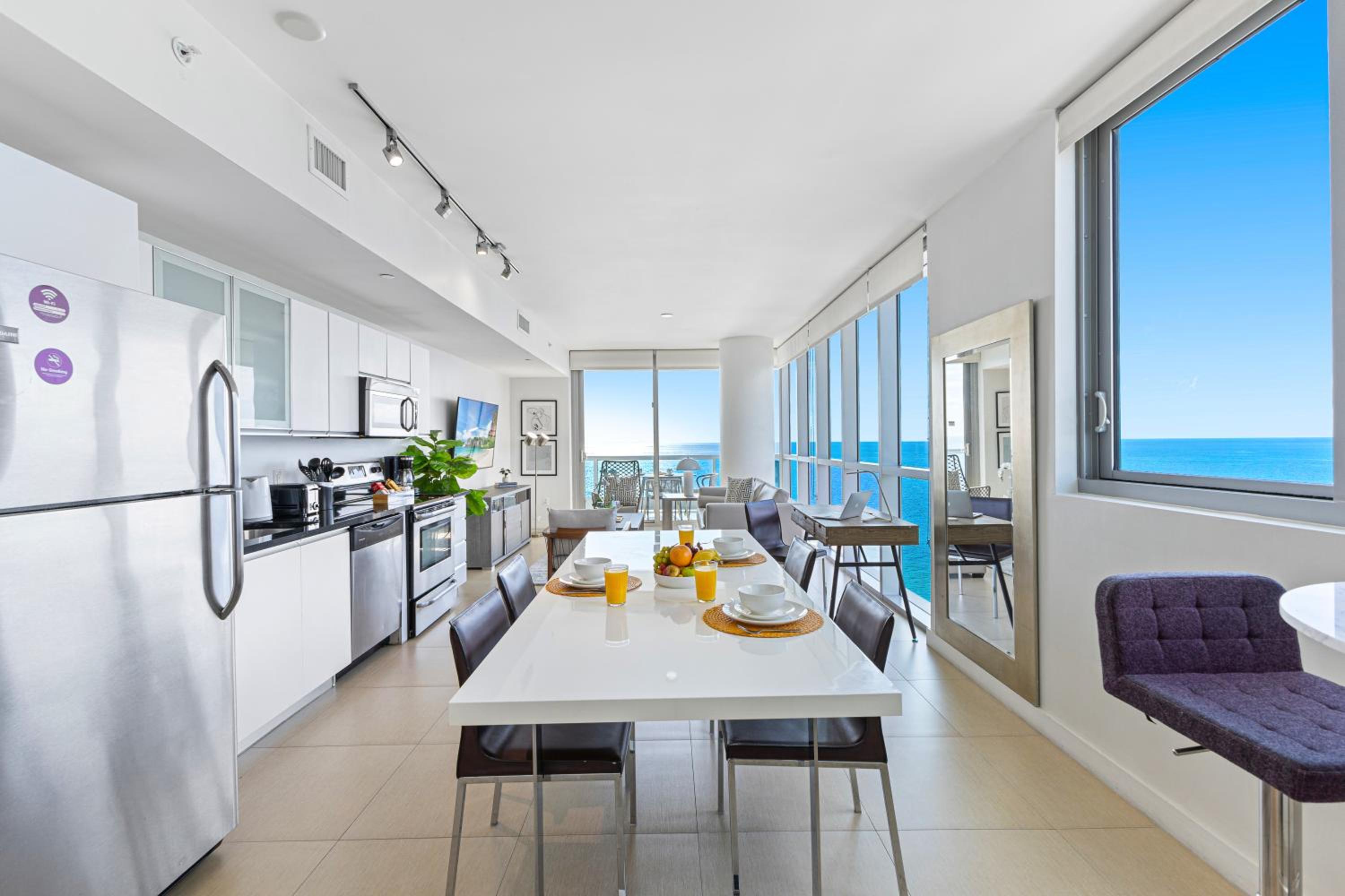 Dharma Home Suites Miami Beach at Monte Carlo