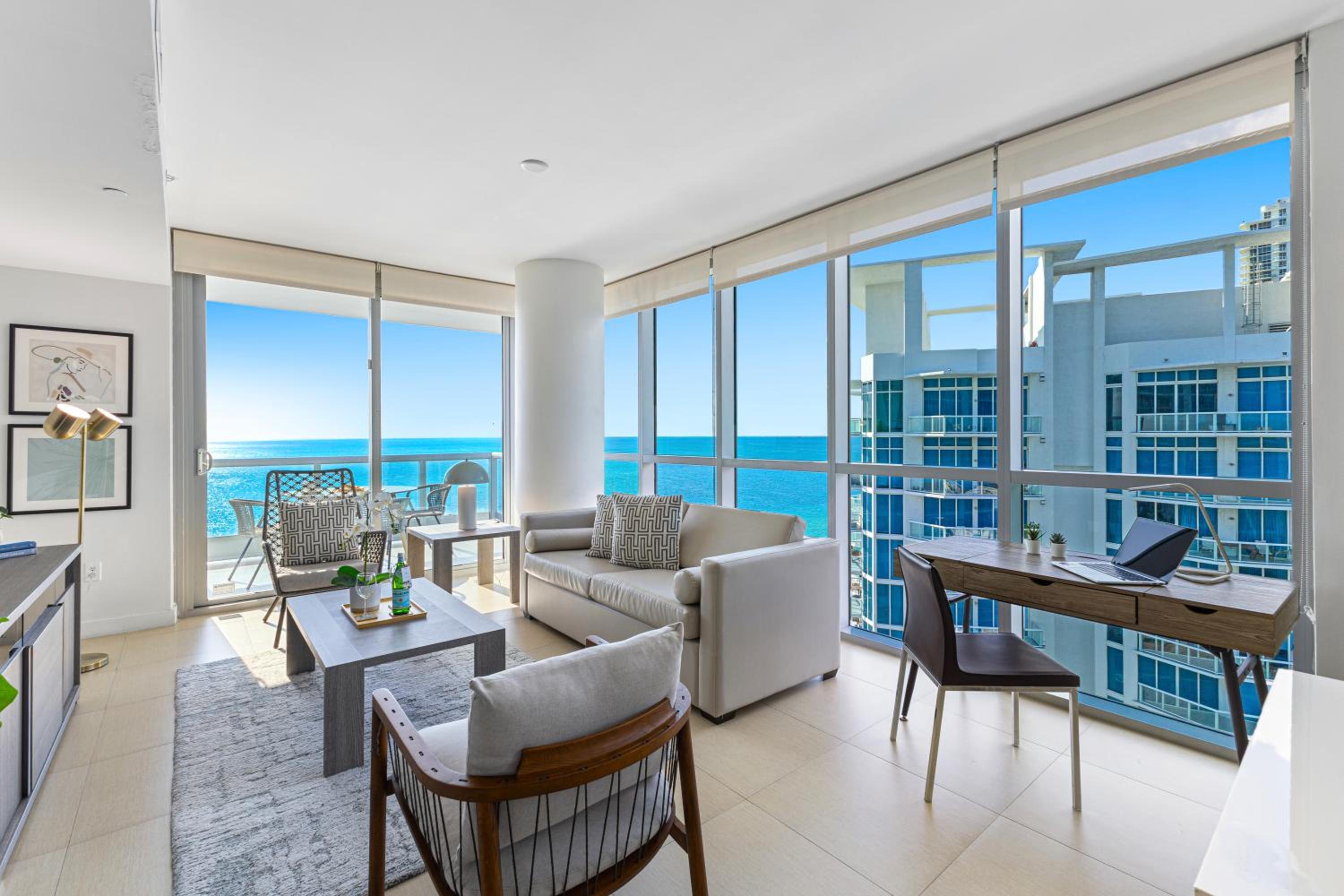 Dharma Home Suites Miami Beach at Monte Carlo