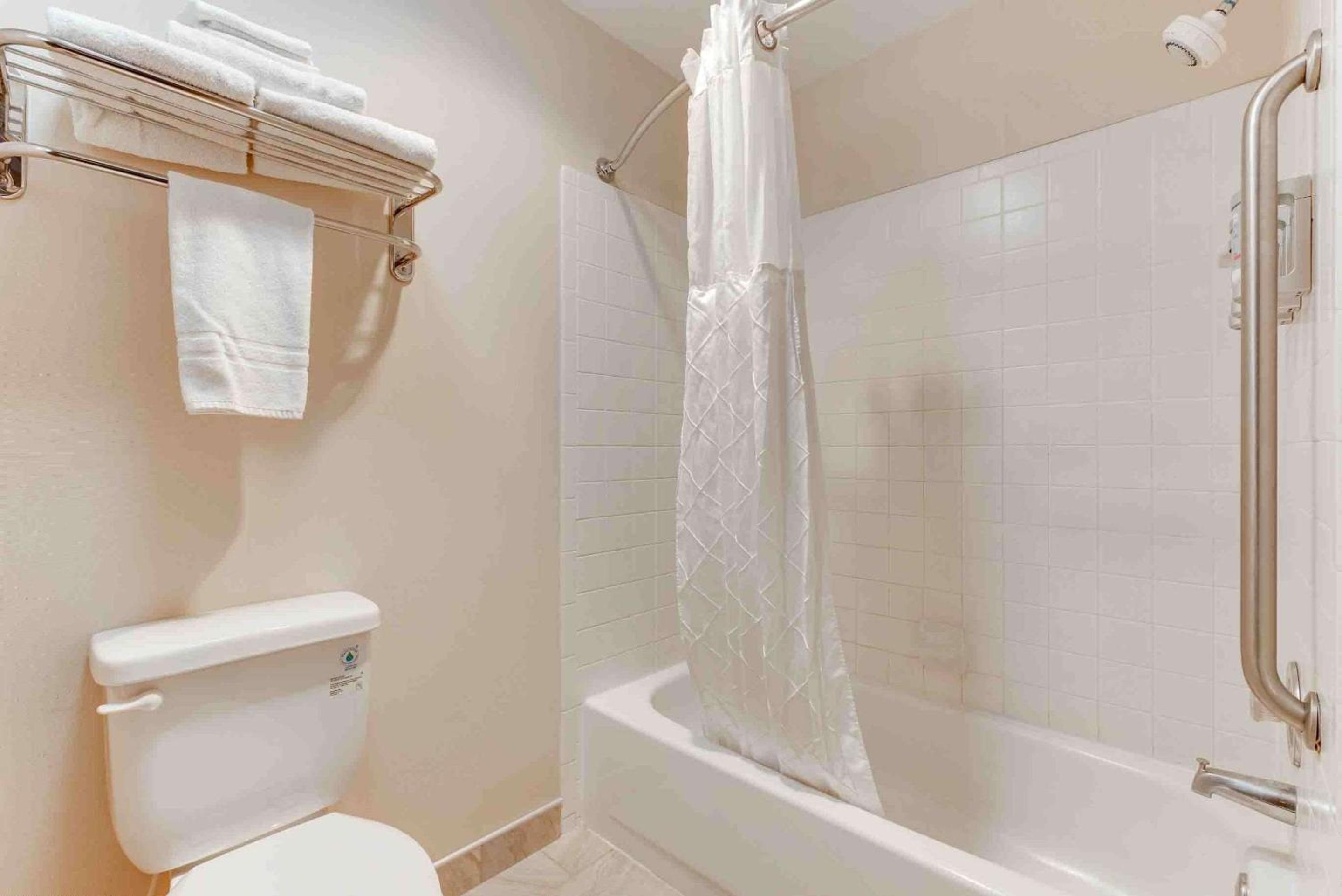Best Western Movie Manor