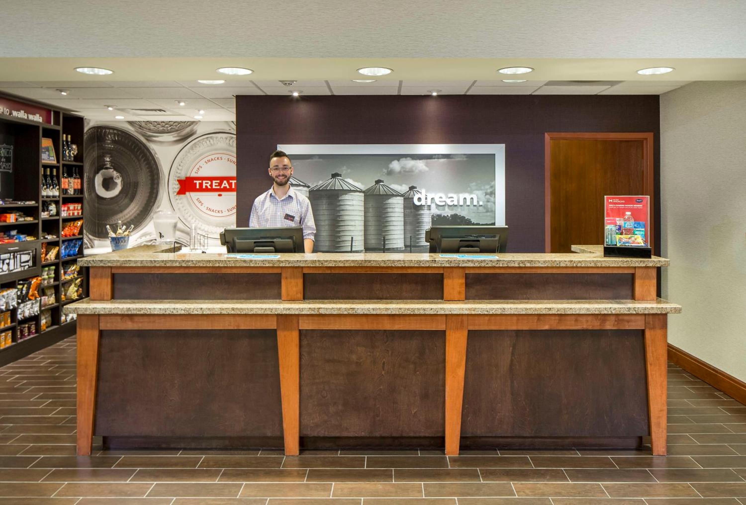 Walla Walla Vacations - Hampton Inn  Suites by Hilton Walla Walla - Property Image 3