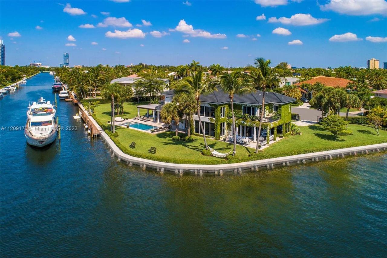 Holiday Estate
