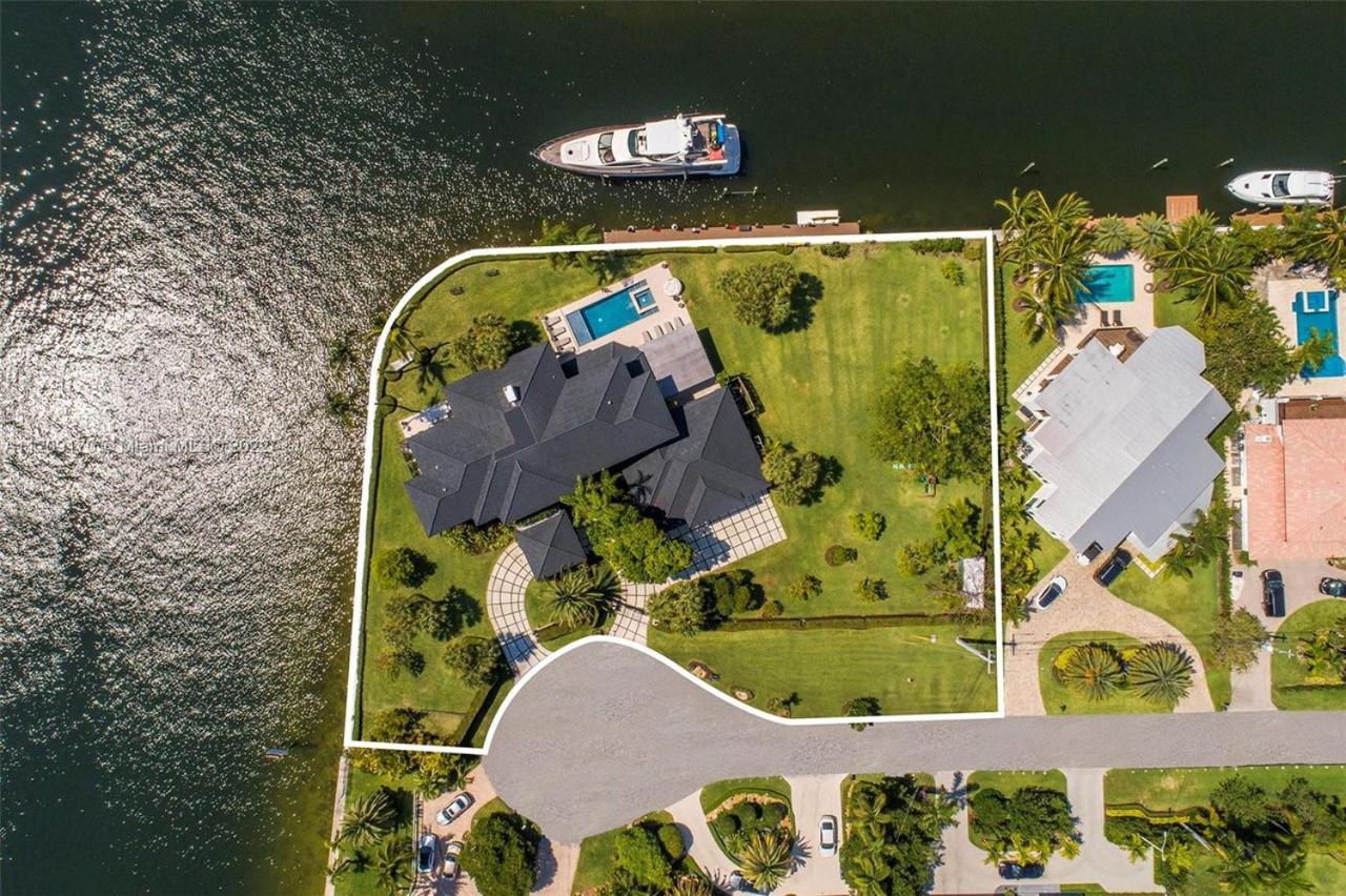 Holiday Estate