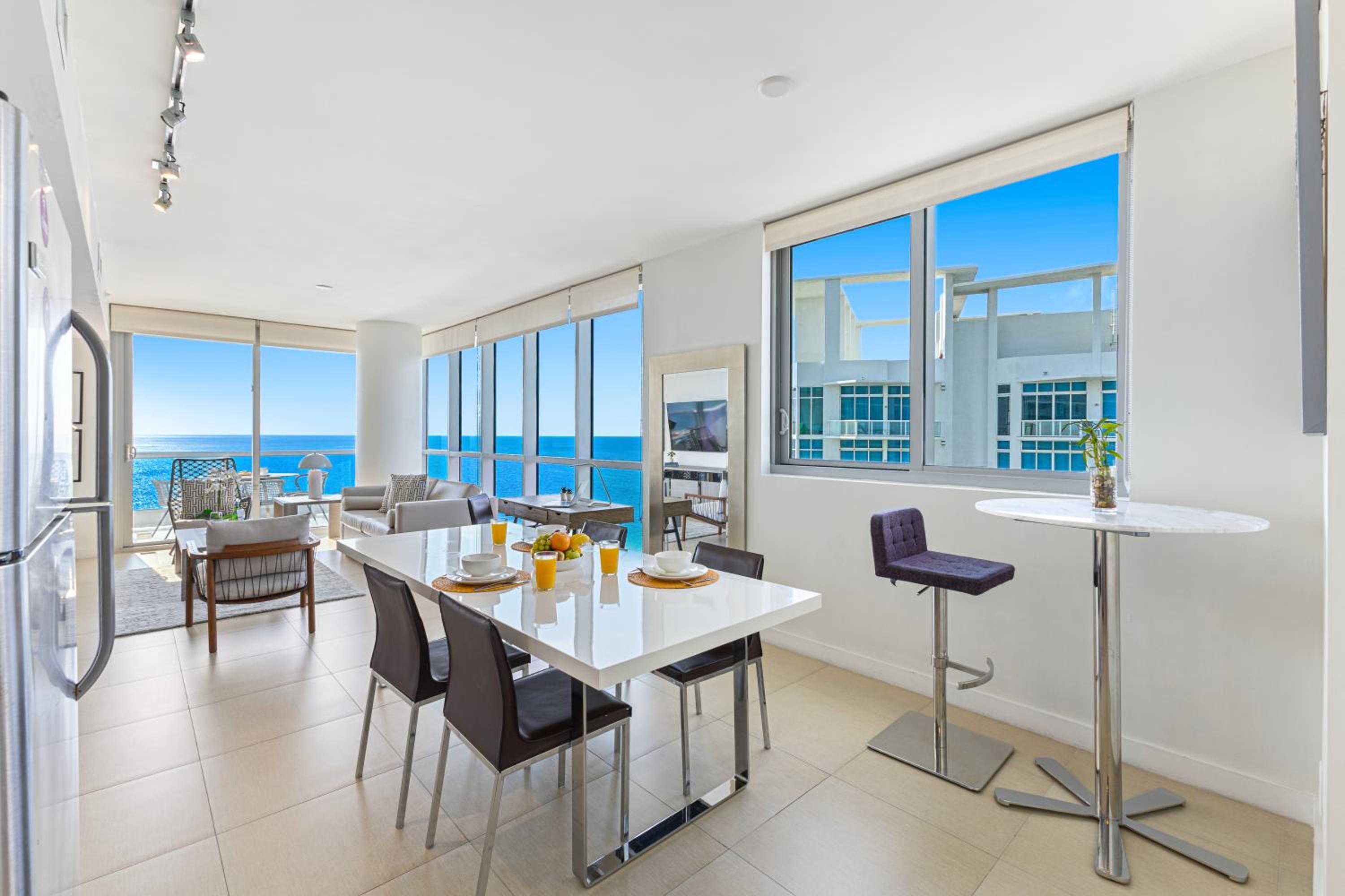 Dharma Home Suites Miami Beach at Monte Carlo