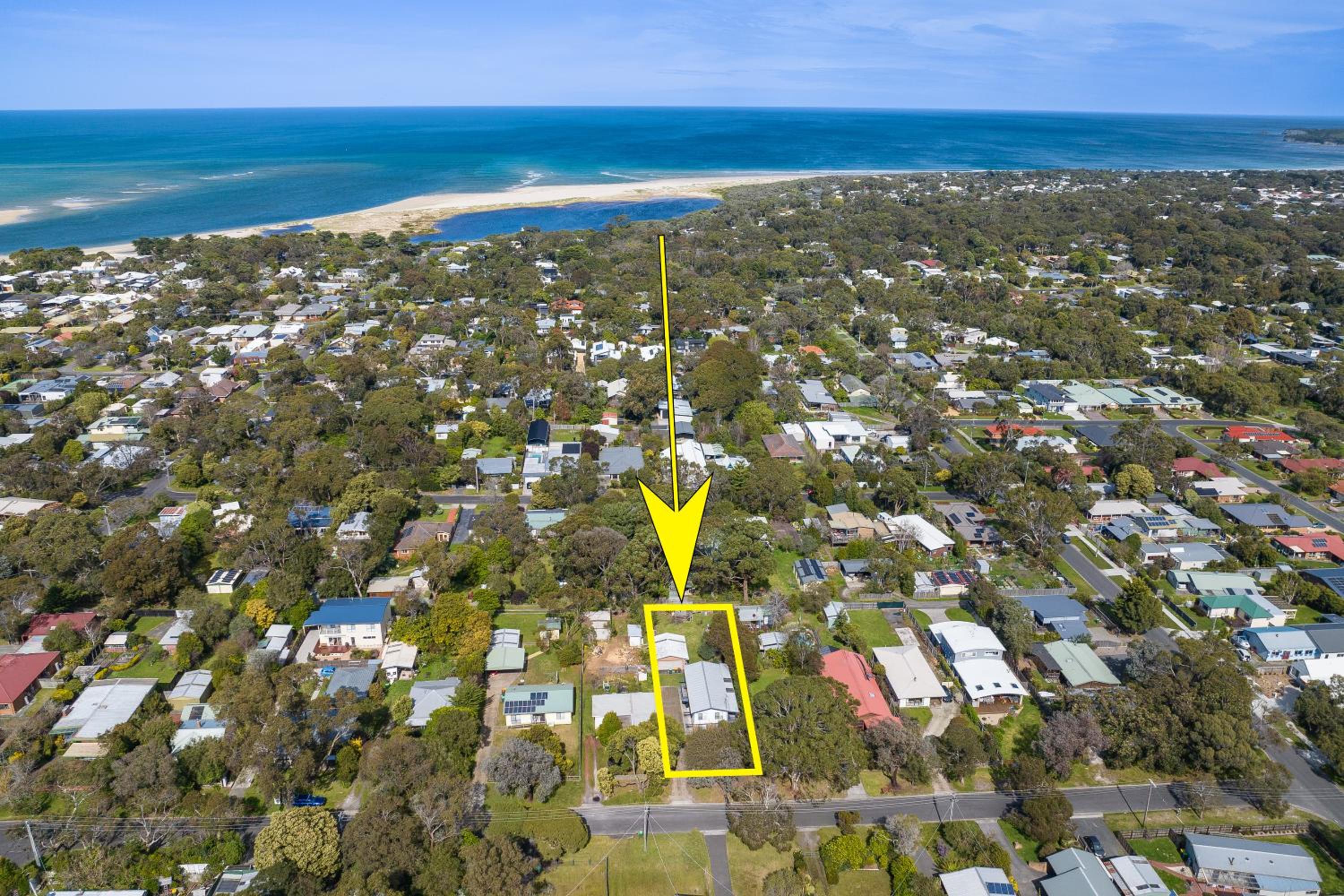 INVERLOCH Beach House