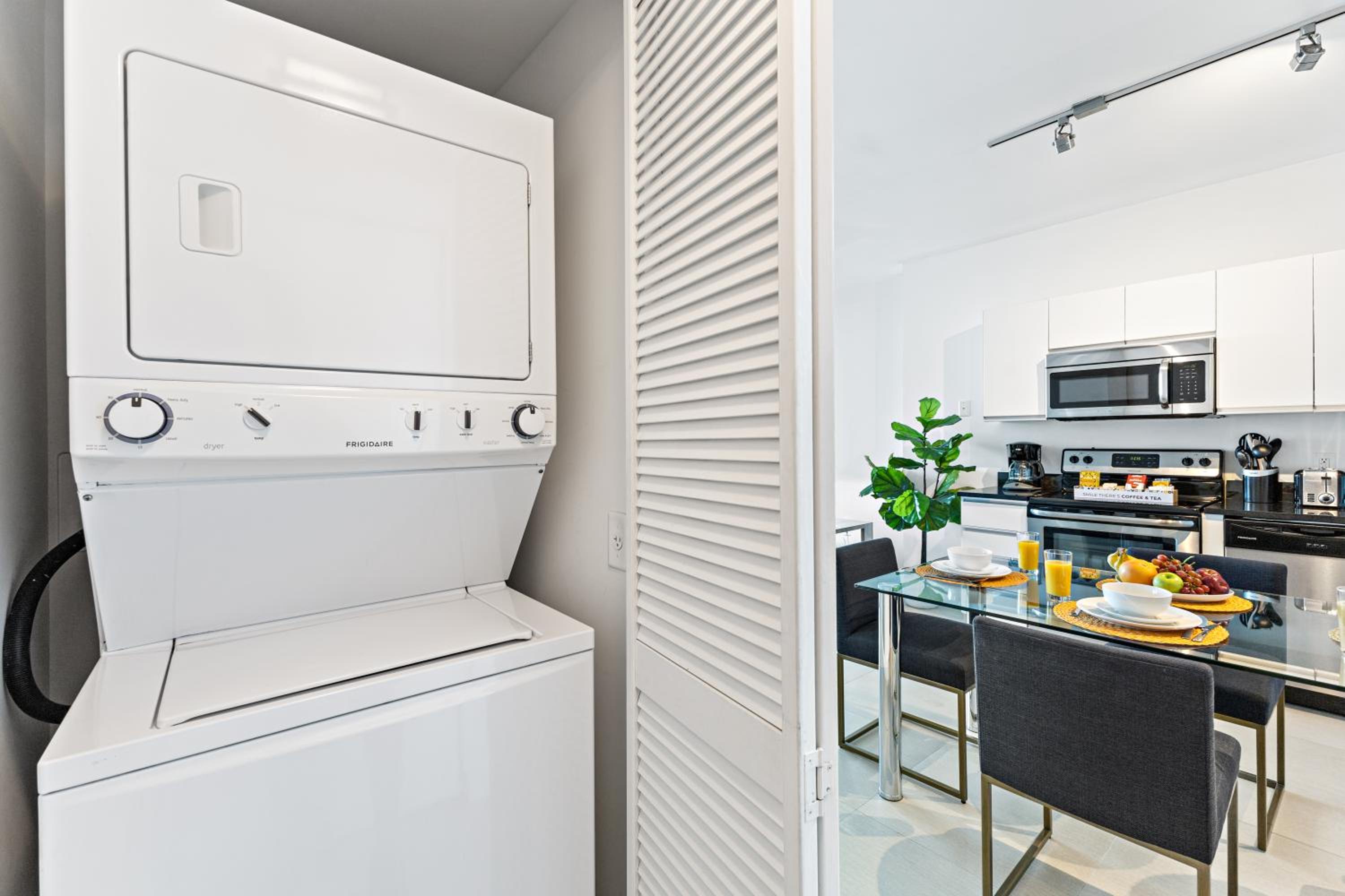 Dharma Home Suites Miami Beach at Monte Carlo