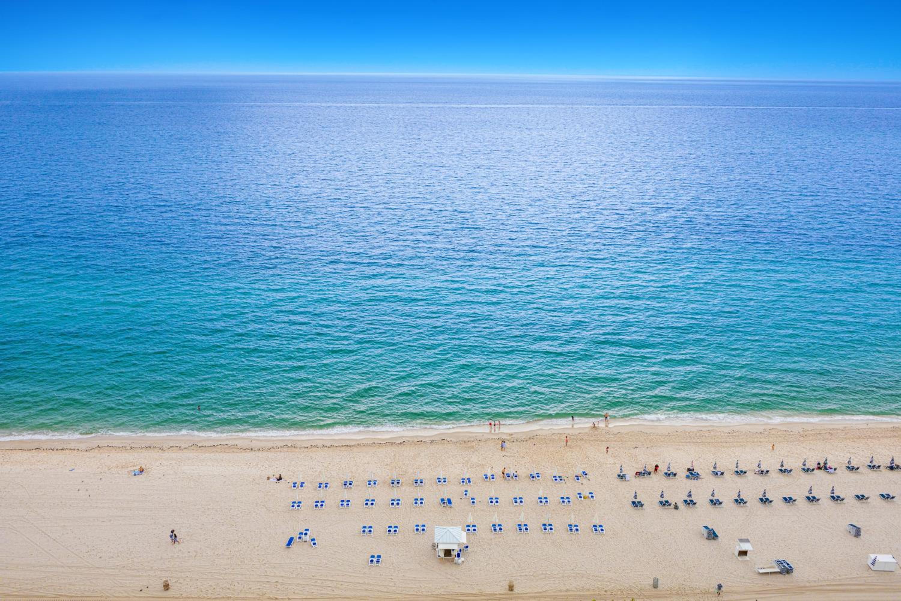 Dharma Home Suites Miami Beach at Monte Carlo