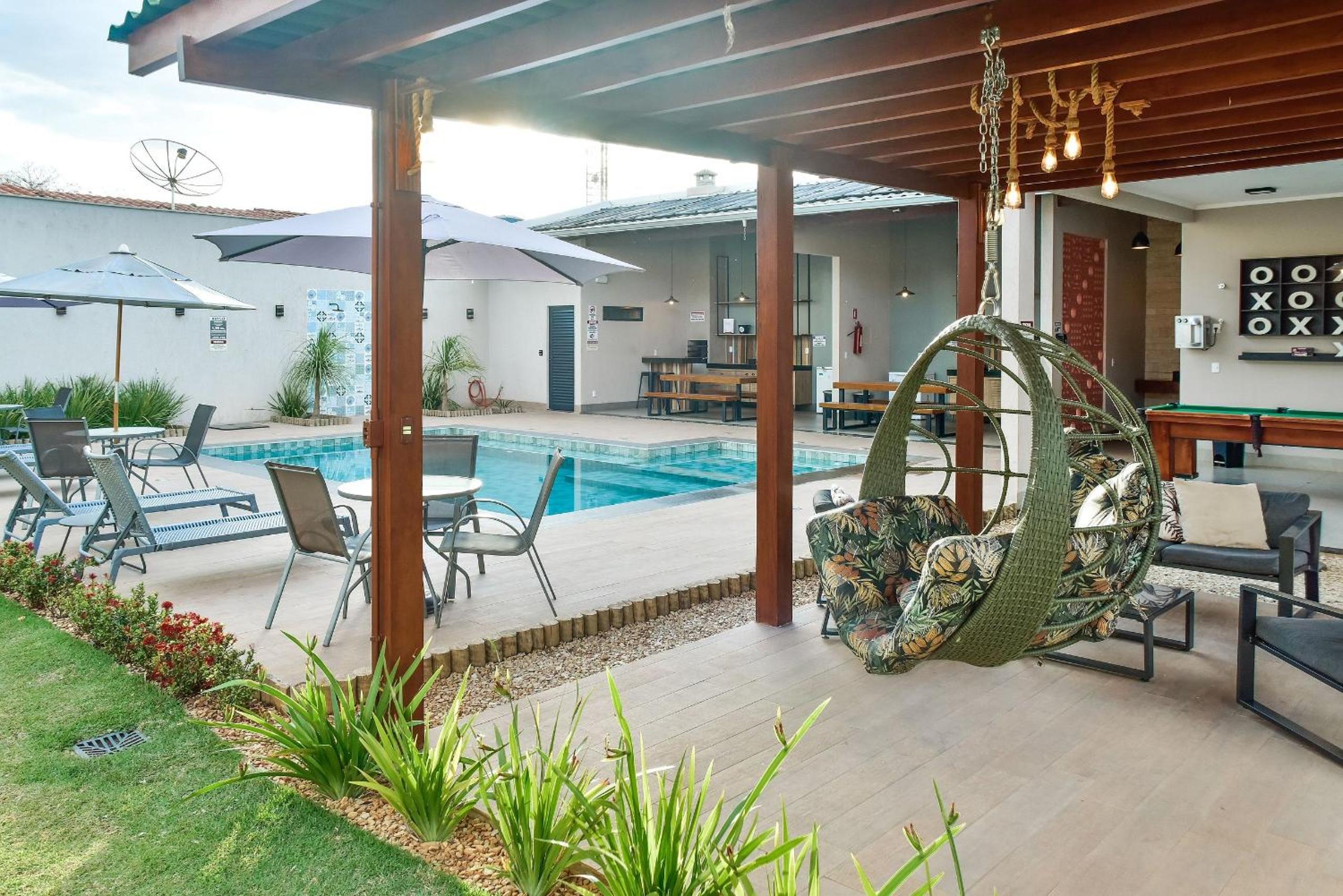 Flat Charme do Cerrado - Até 4 pessoas/Cozinha/Ar Cond./Piscina