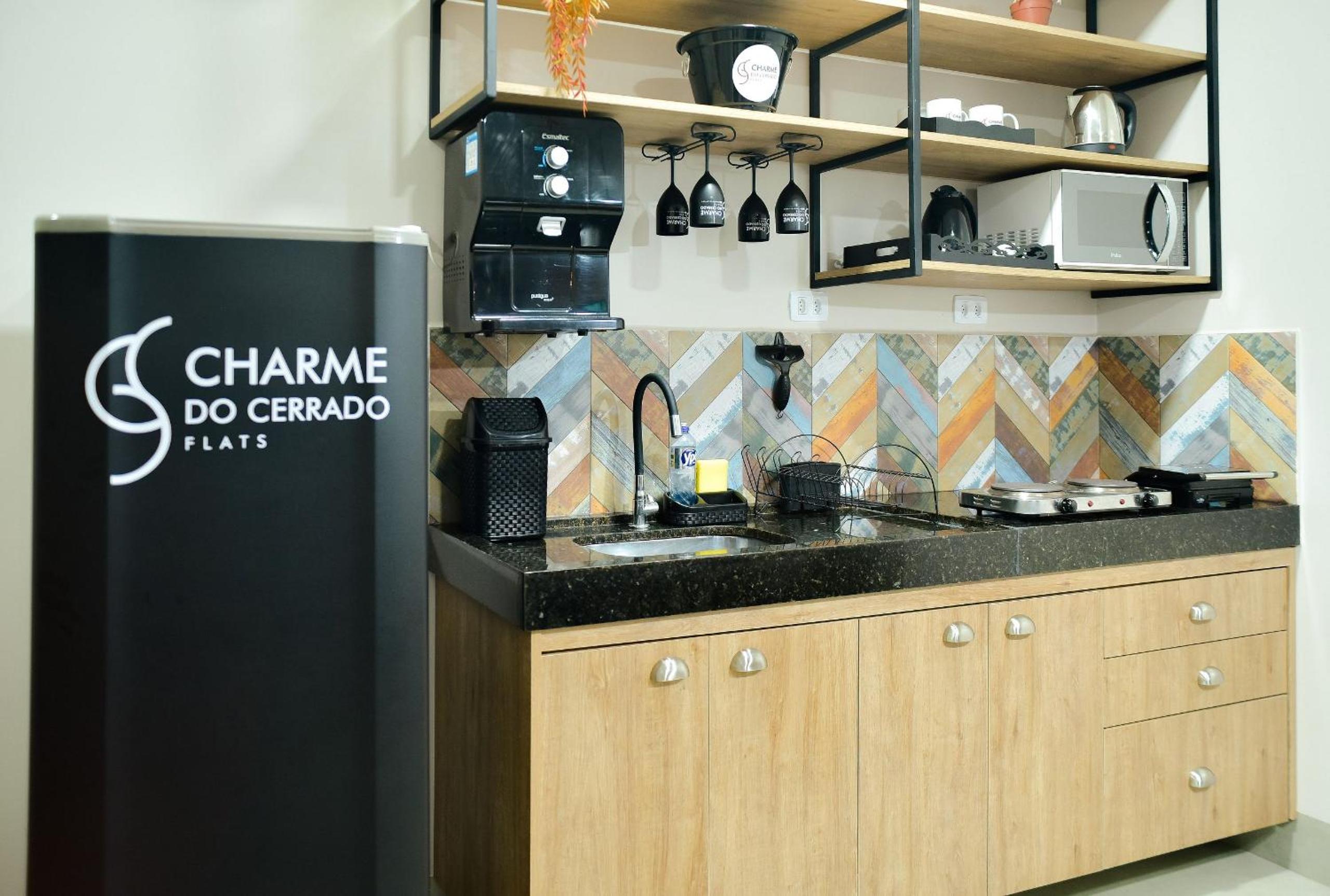 Flat Charme do Cerrado - Até 4 pessoas/Cozinha/Ar Cond./Piscina