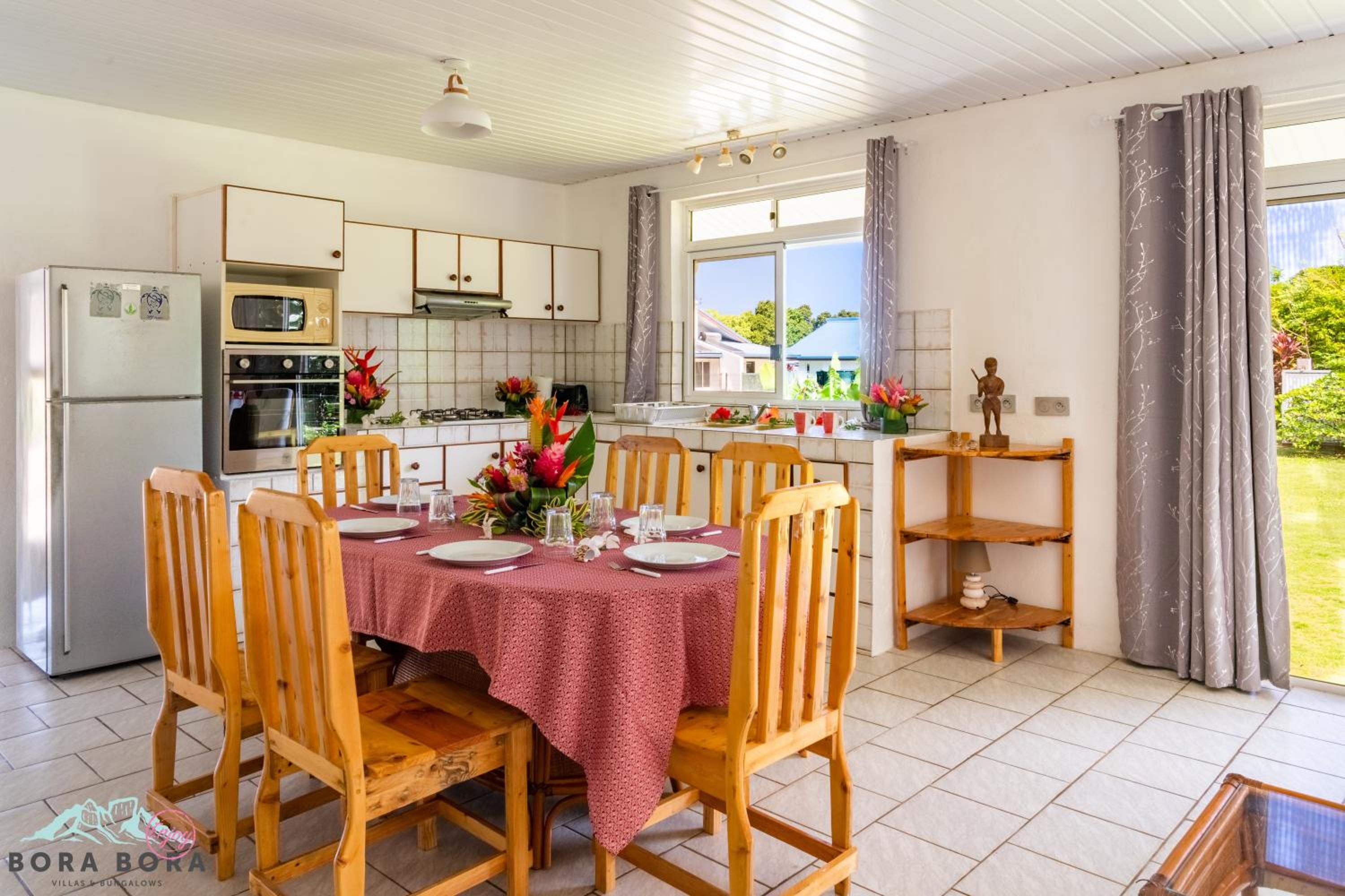 Iihi House