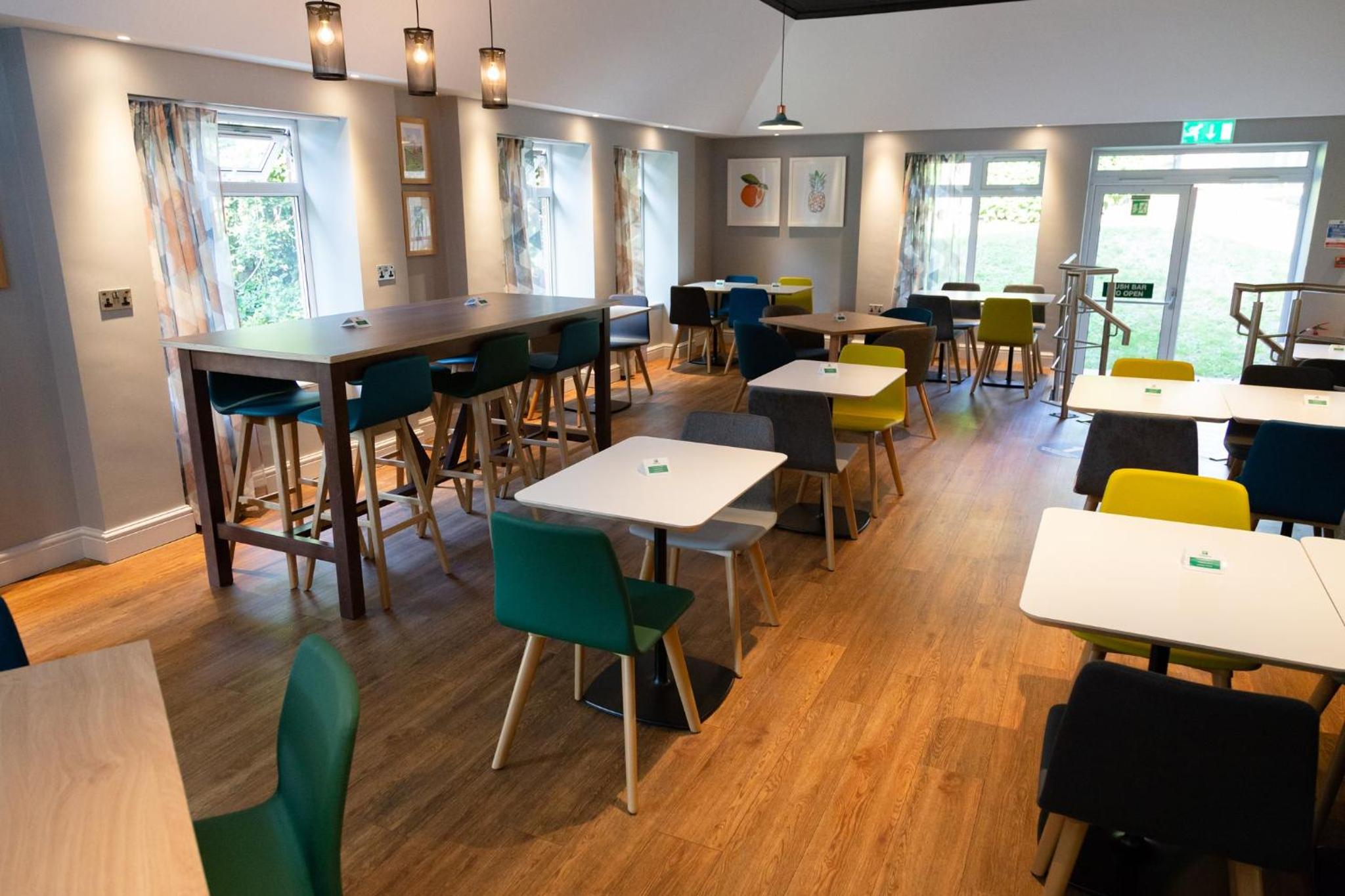 Ashford Vacations - Holiday Inn Ashford - North A20, an IHG Hotel - Property Image 9