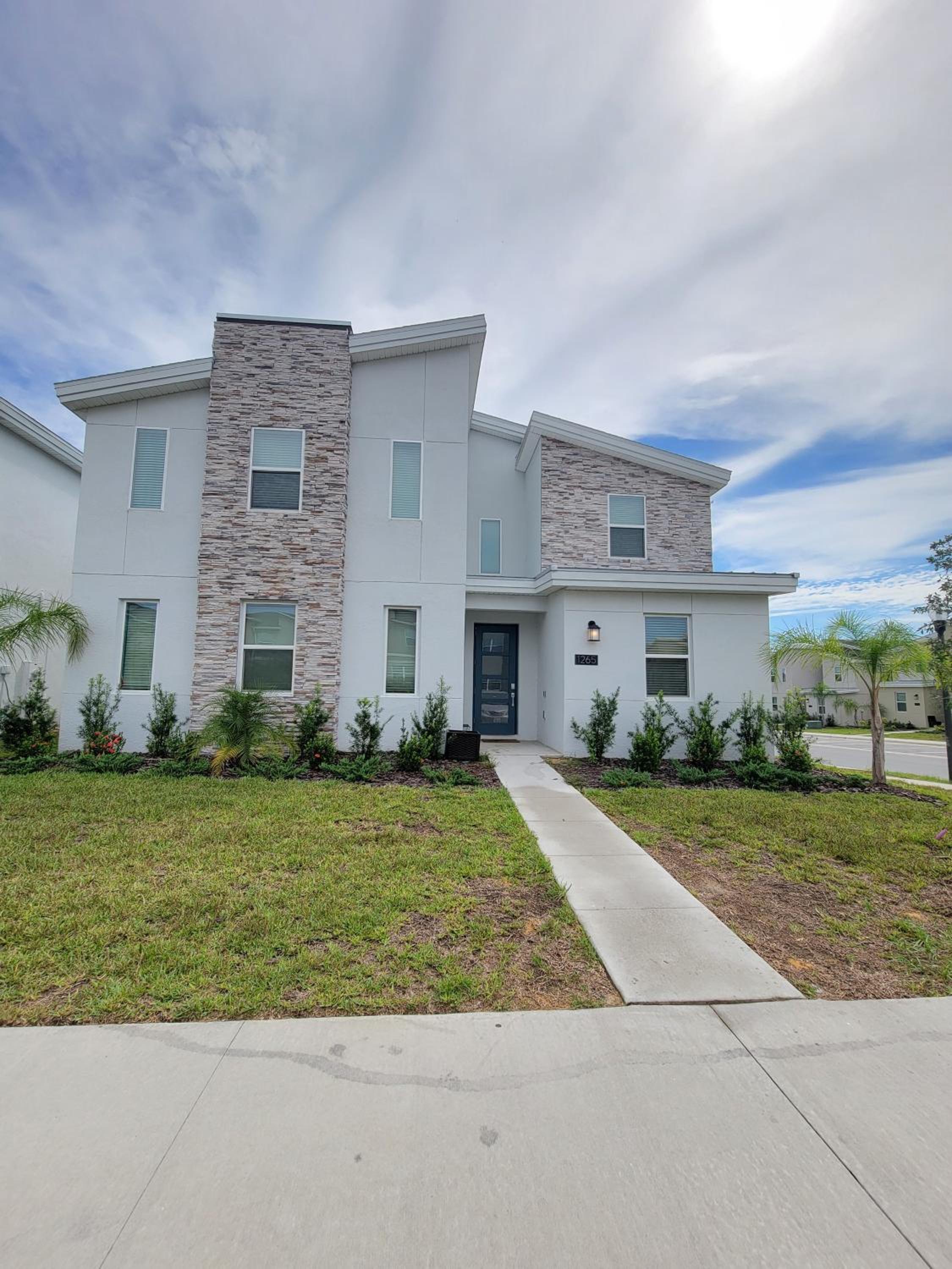 Winterfield ChampionsGate 1265 view 2