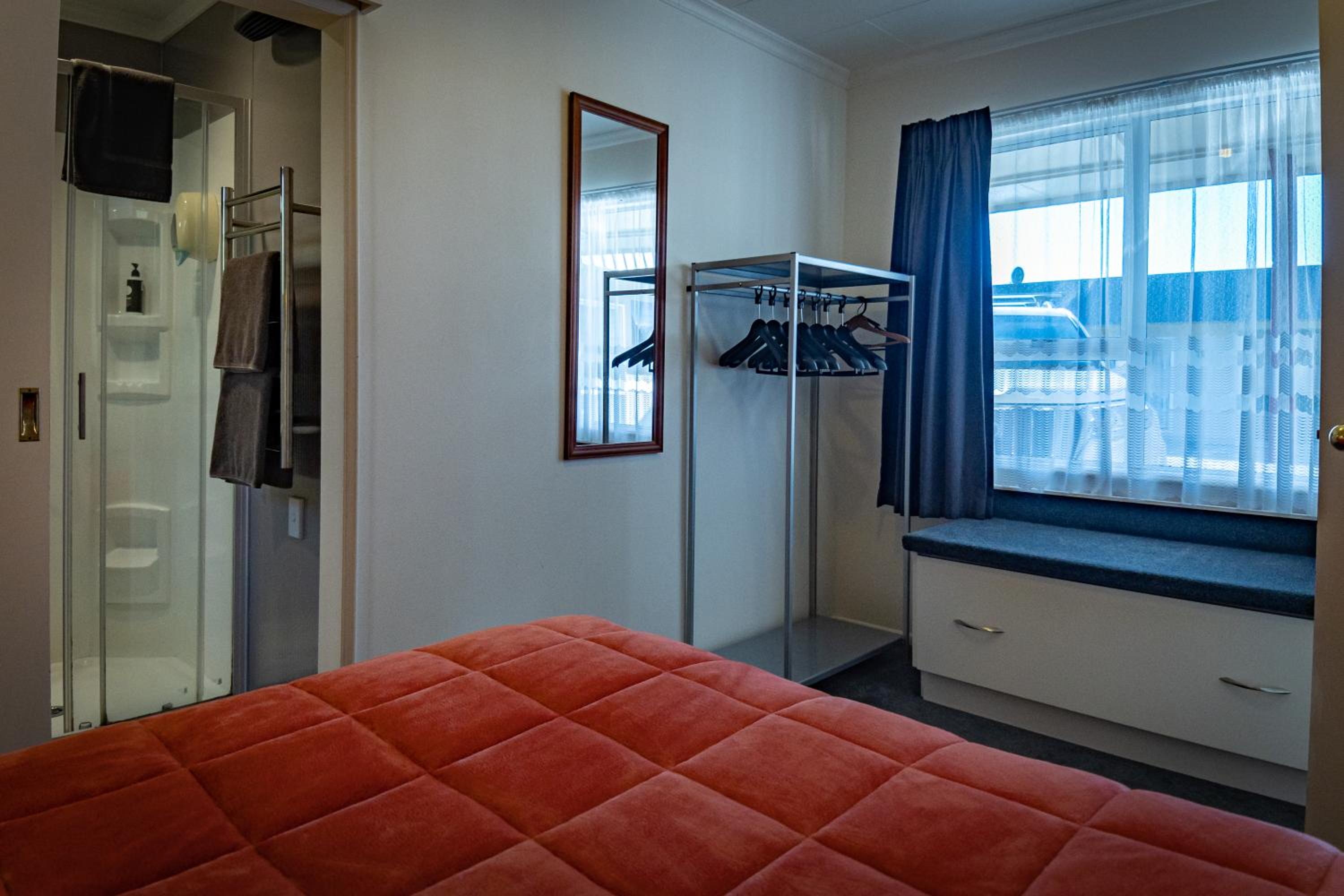 Amber Court Motel — photo 46