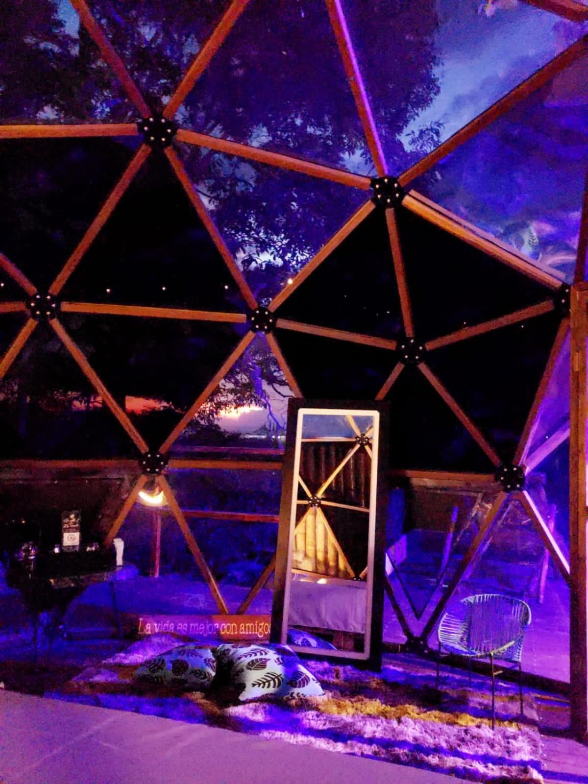 Happy Glamping Quindio - Tipo Domo Traslúcido