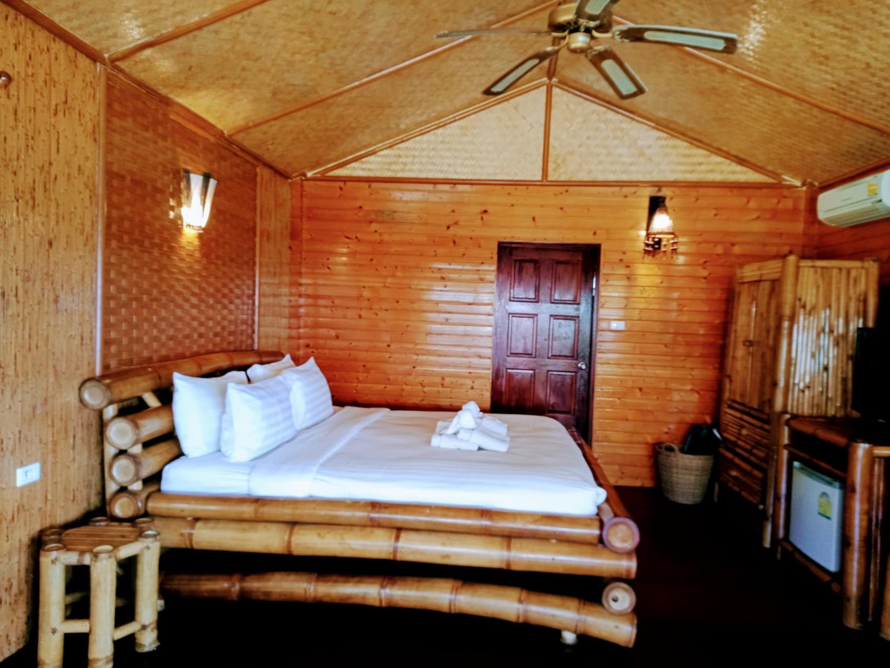 Bow Thong Beach Resort