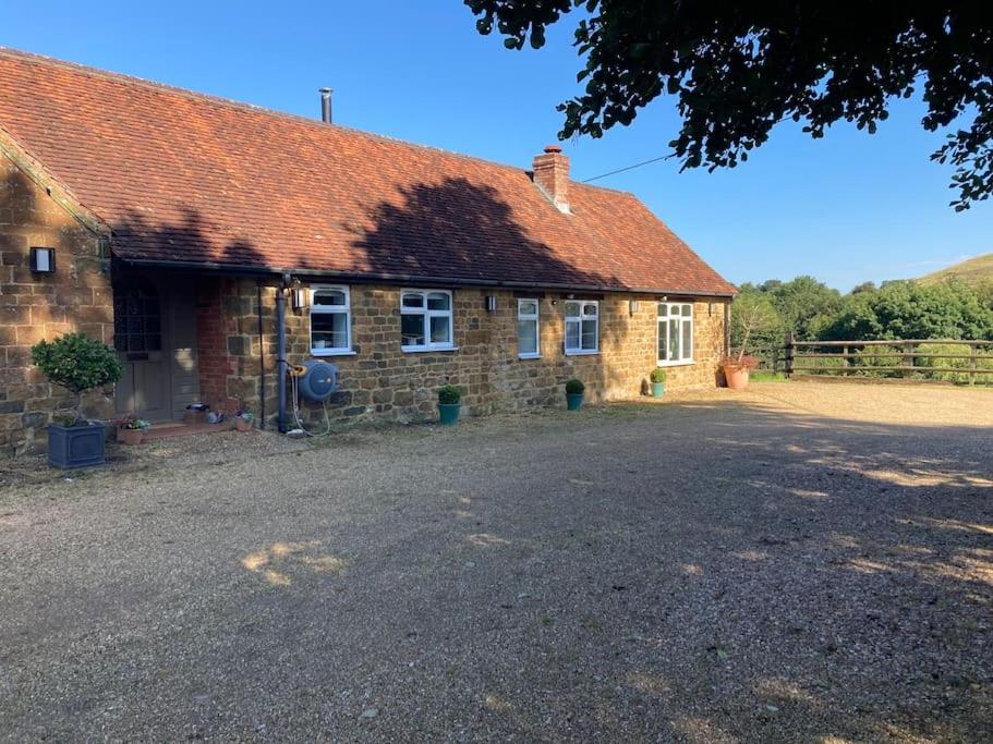 Spacious Cottage in Idyllic Spot view 2