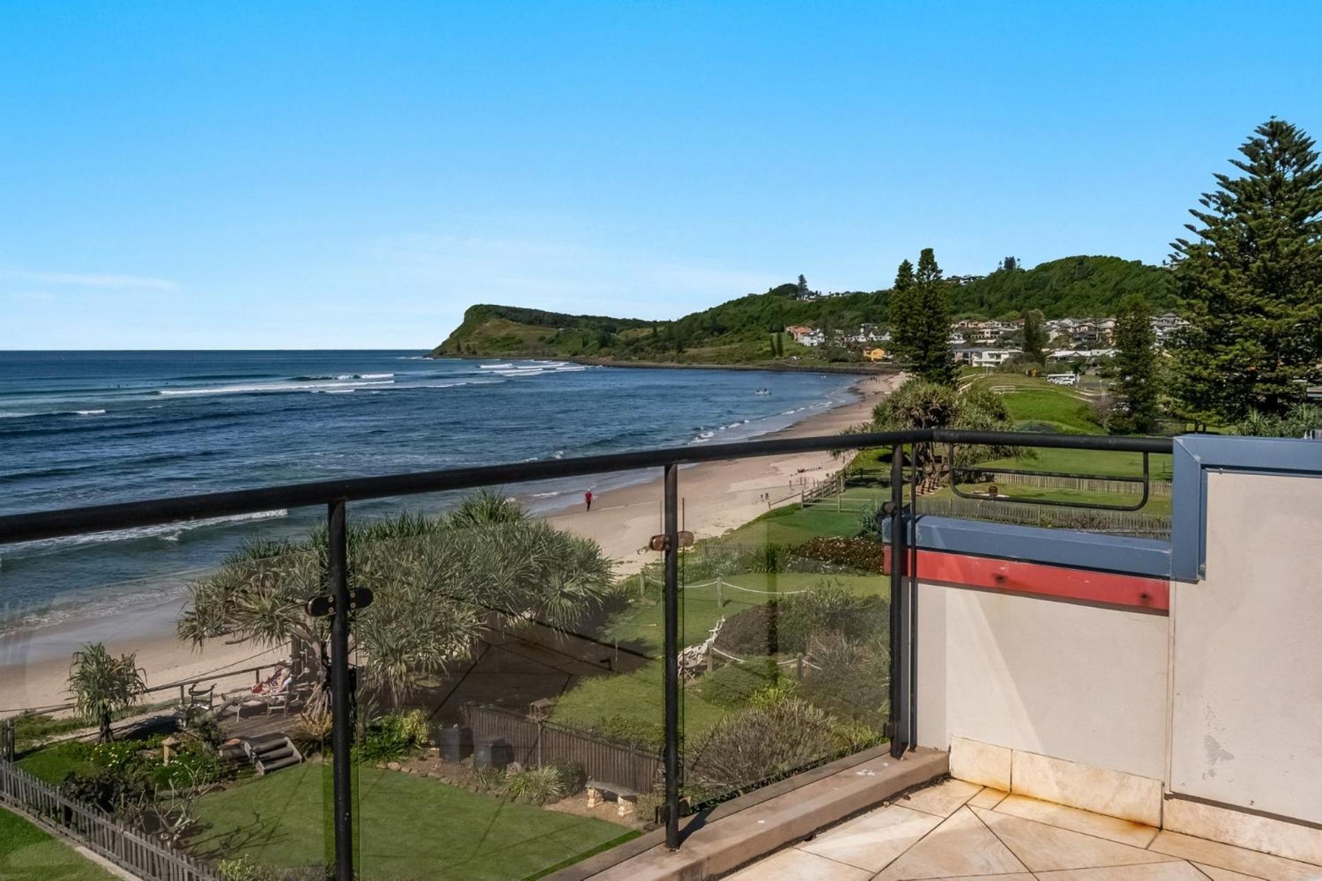 Lennox on the Beach 1 - Beachfront