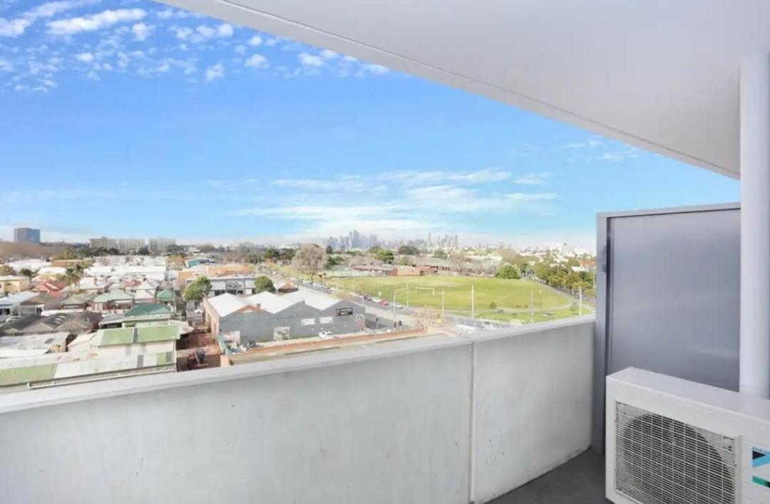 1 BEDROOM STUNNING VIEW APARTMENT