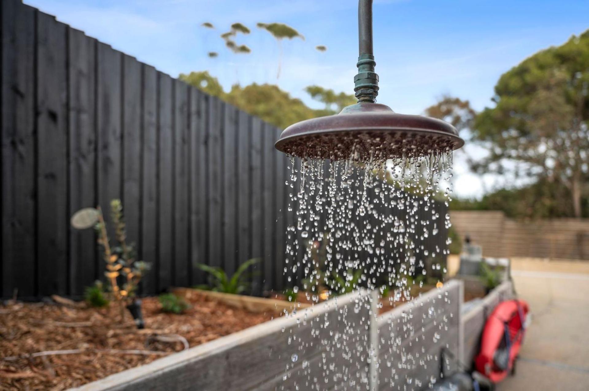 Bush Surrounds On Weir - BYO Linen