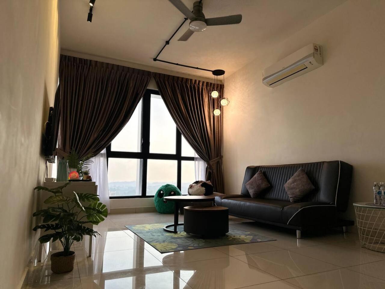 Educity Legoland Eco Botanic Homestay