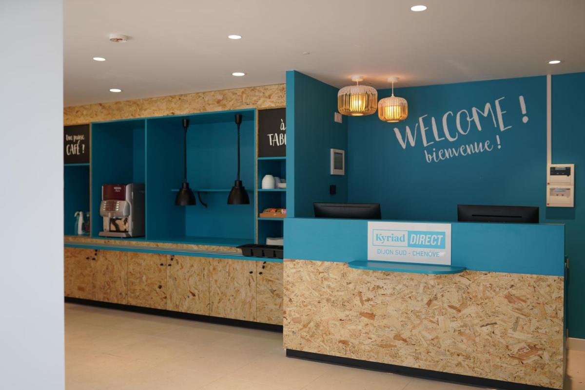 hotel reception