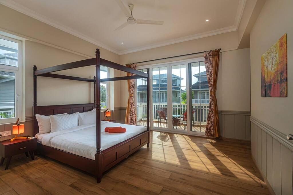 Spanish County Villa 12 By Stayscape Villas view 3