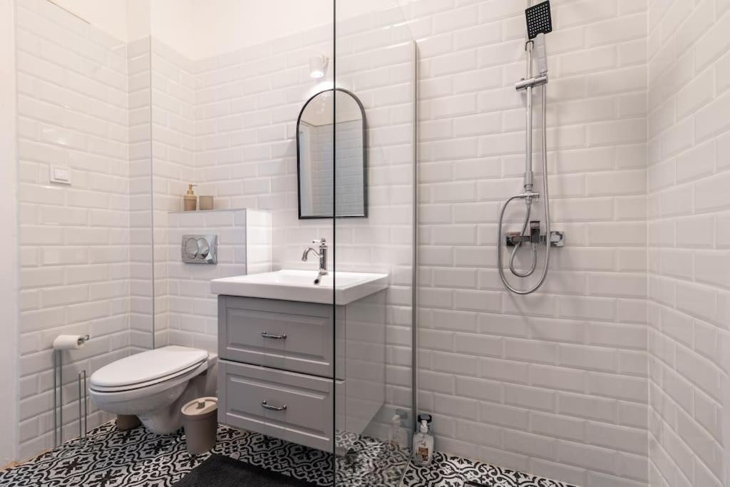 Designer Two Bedroom Apartment