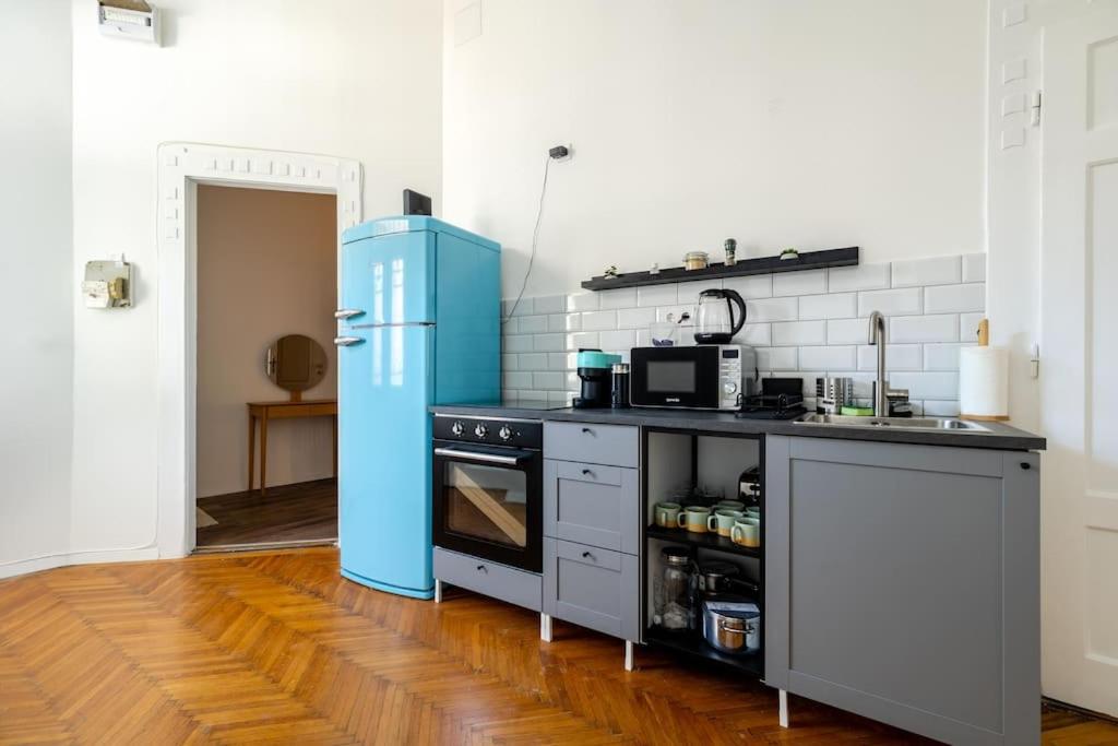 Designer Two Bedroom Apartment
