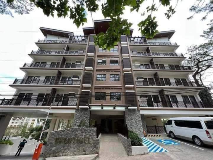 Brenthill Condo