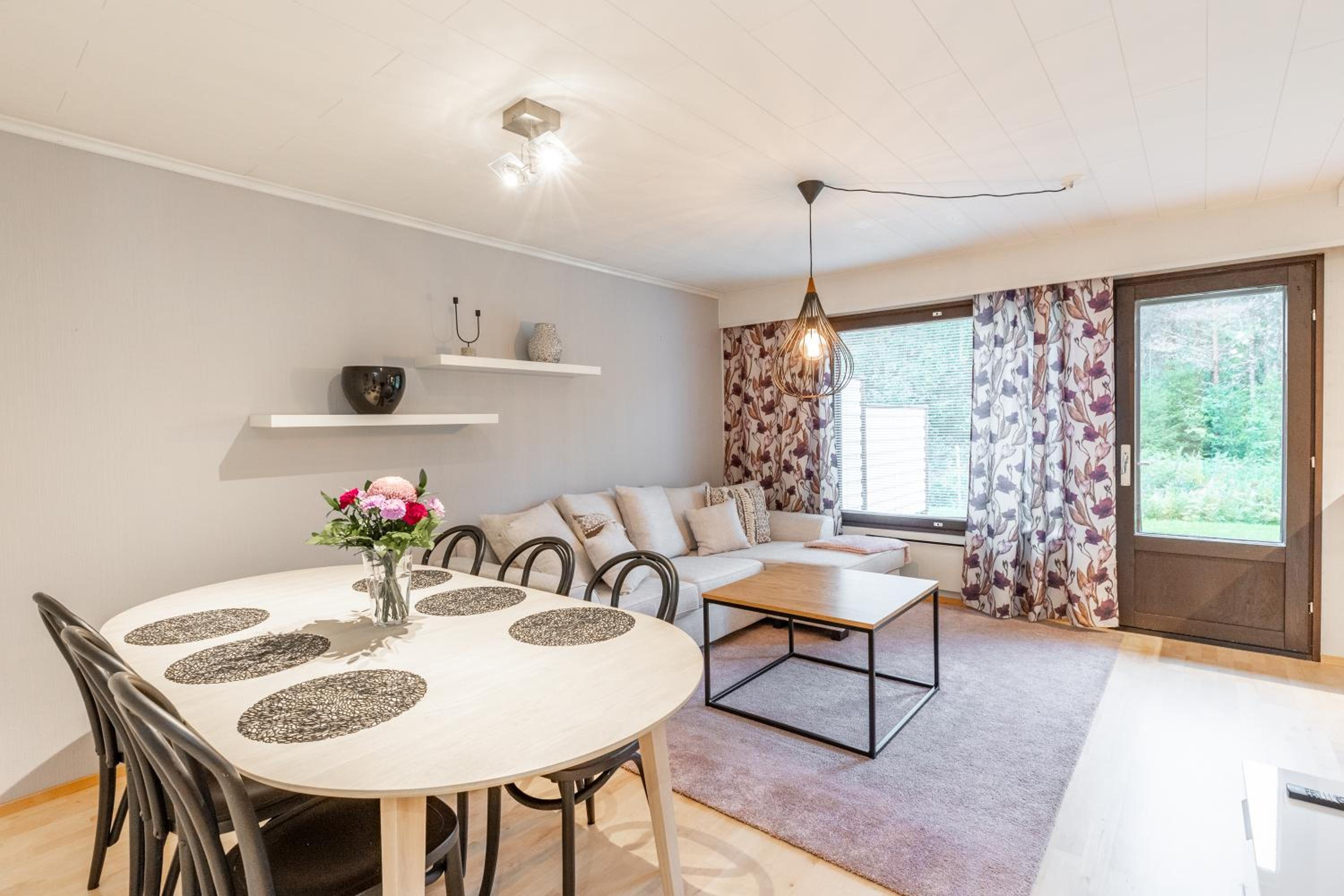 Arctic Holiday Apartments 2