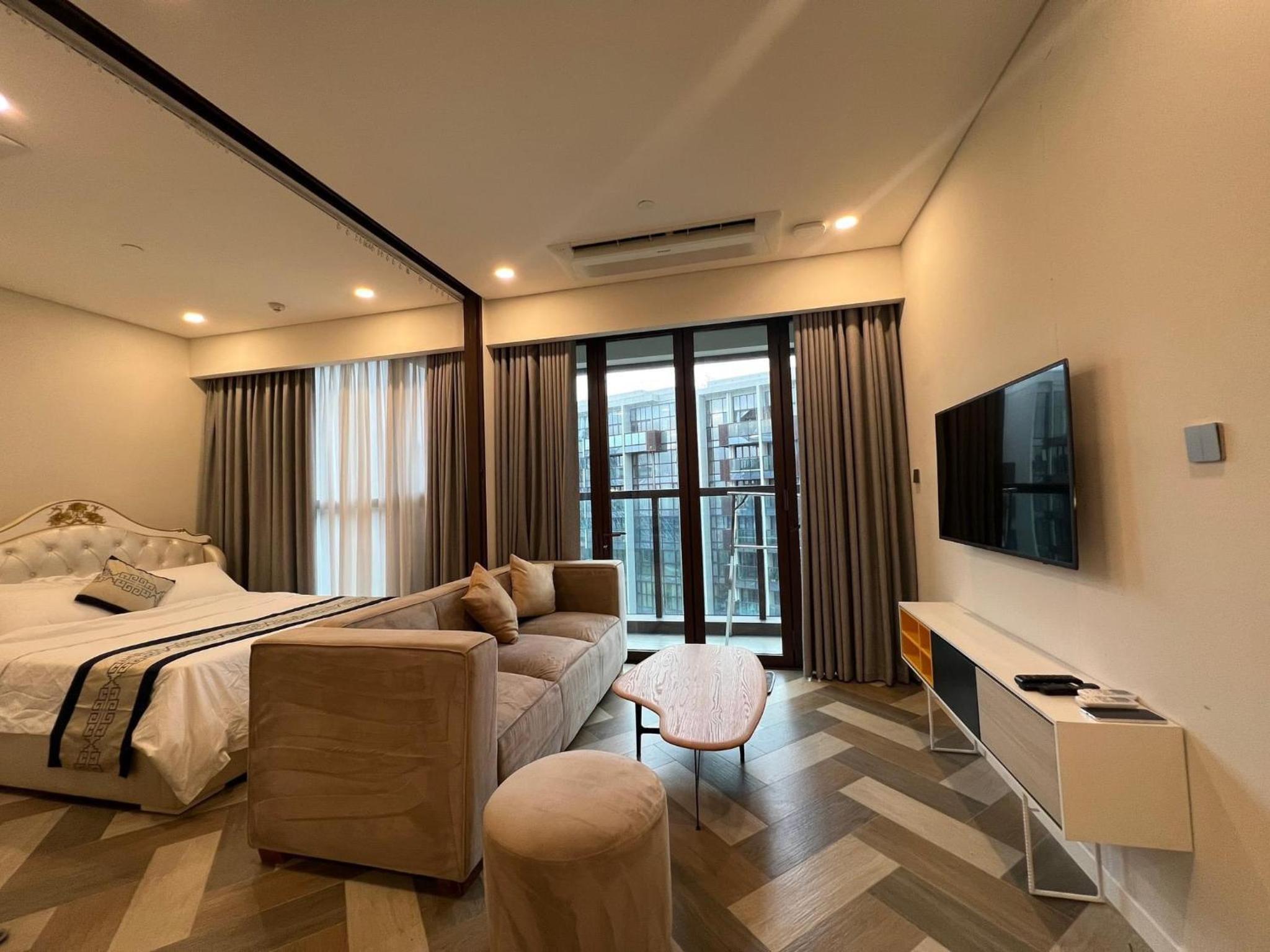 THE CREST-Central Saigon Riverside -Free POOL-GYM-SAUNA Room-YOGA Room