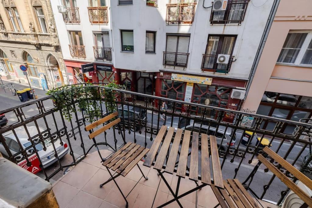 Ermosa apartment