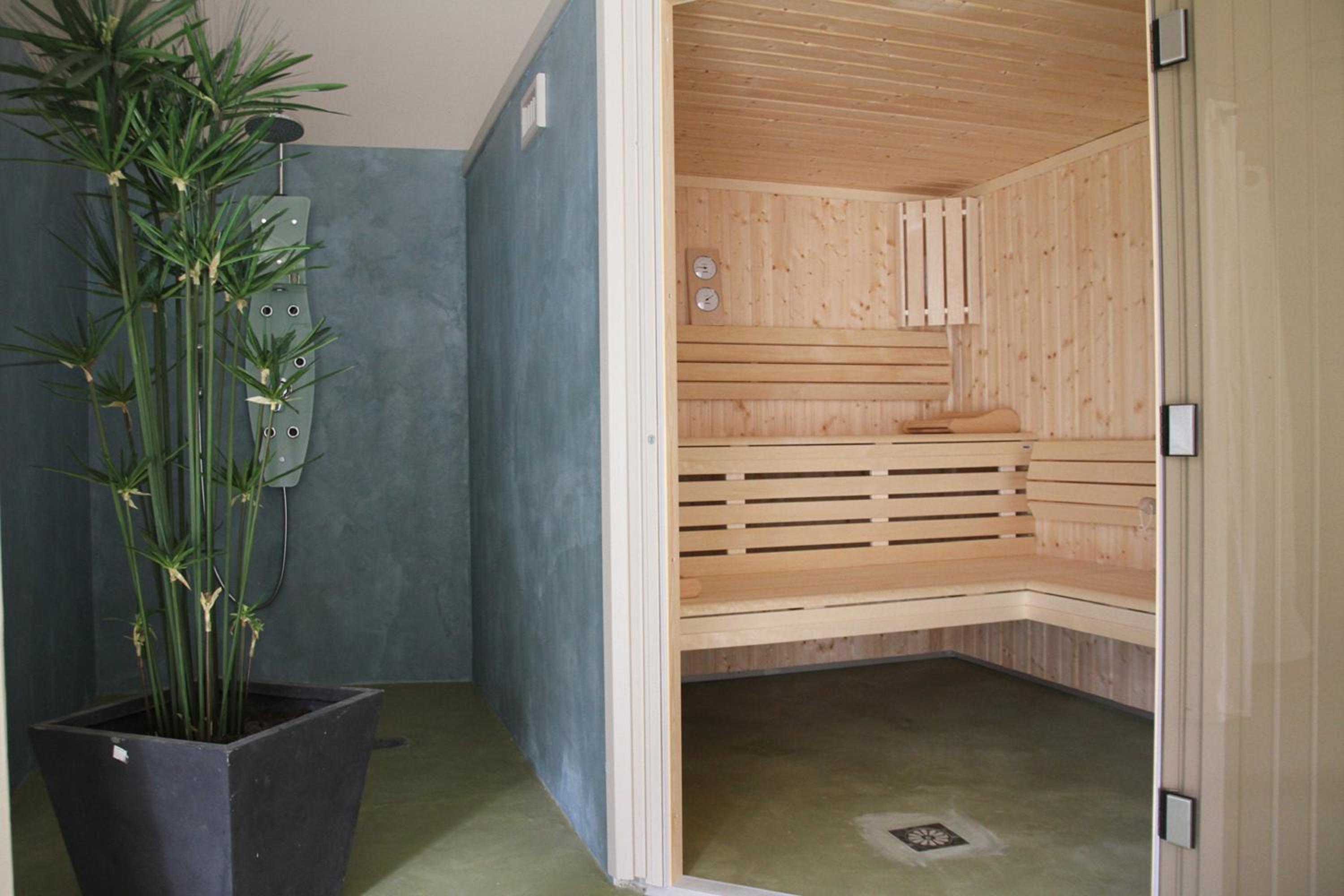 Logis Hotel Relais de la Mothe - Property Image 2