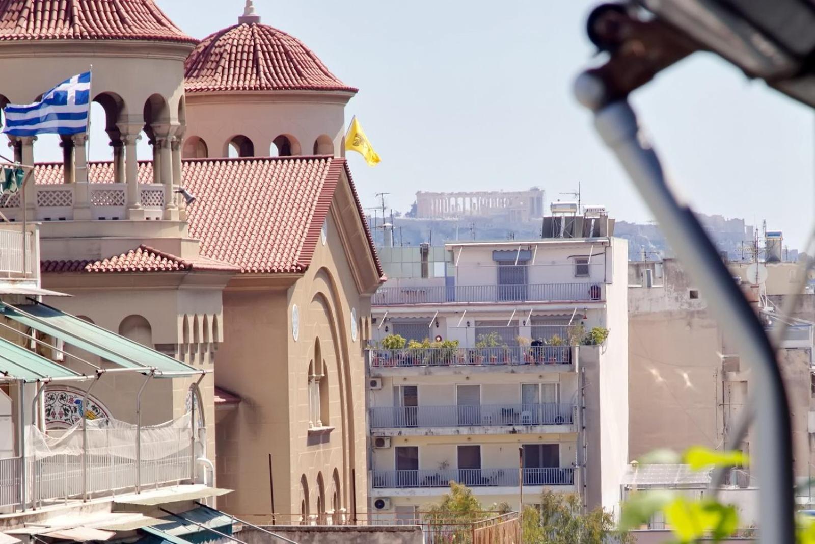 Aroura Homes 2BR Central Balcony Apt Metro