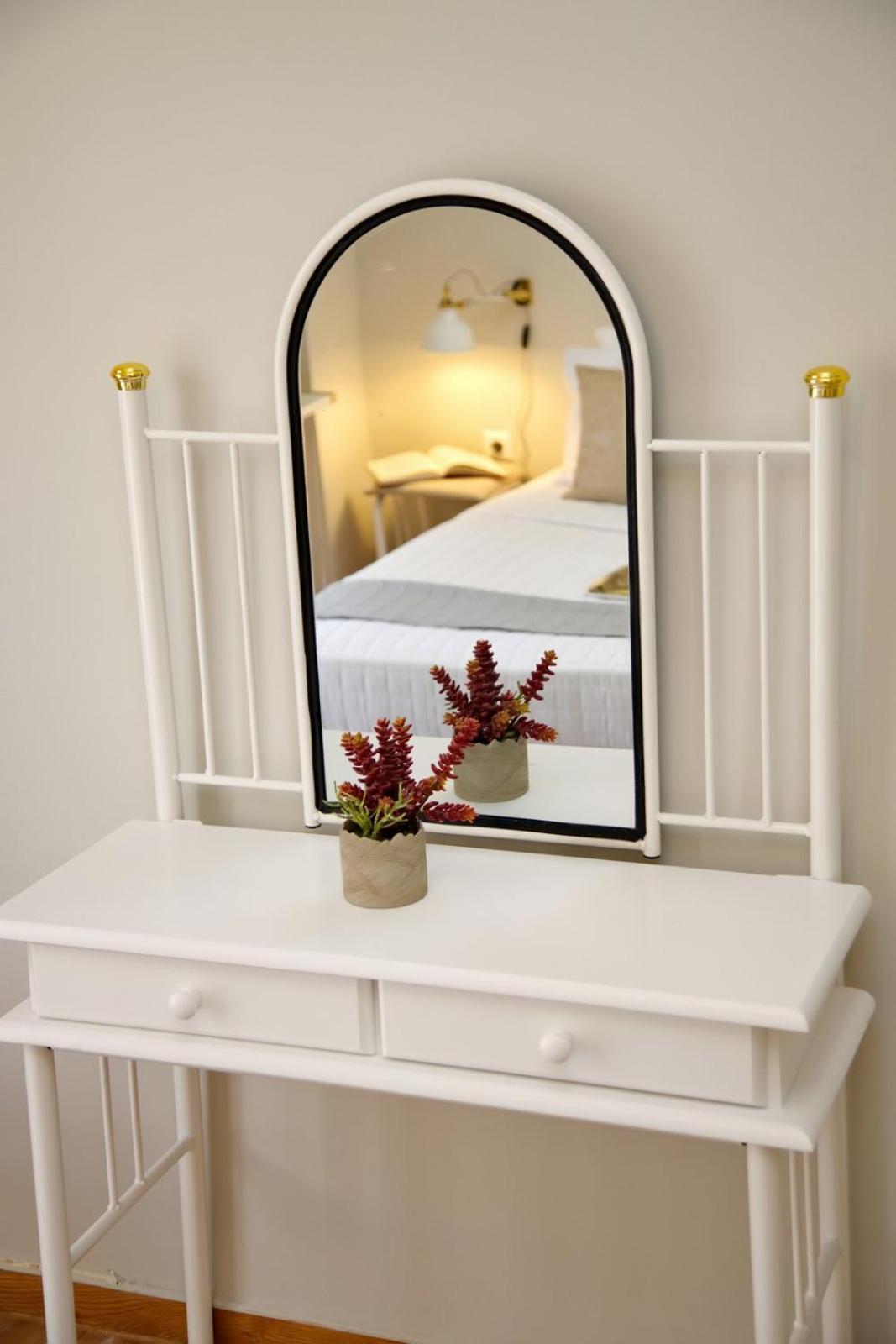 Aroura Homes 2BR Central Balcony Apt Metro